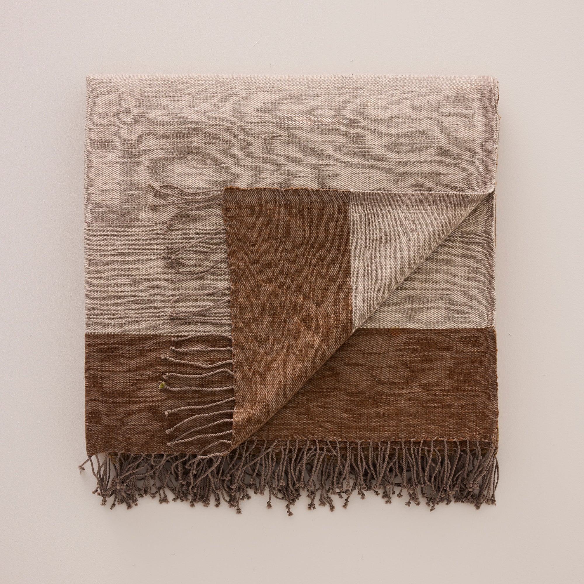 Goodee-Sabahar-Dalol Throw - Exclusive - Color - Mocha