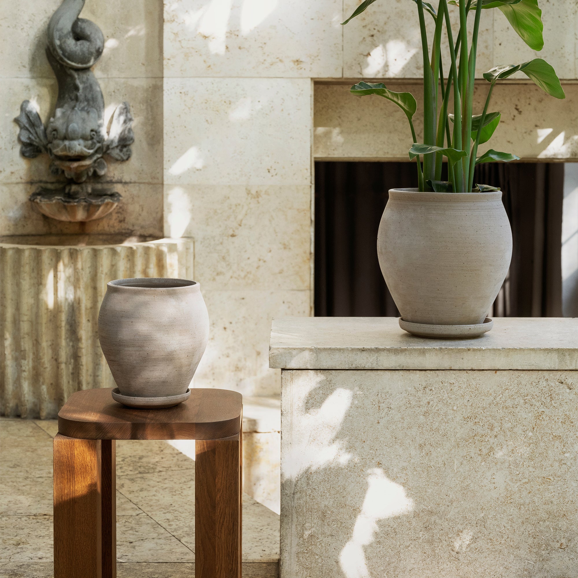 Goodee-Bergs Potter-Delphi Tall Planter & Saucer - Color - Raw Grey