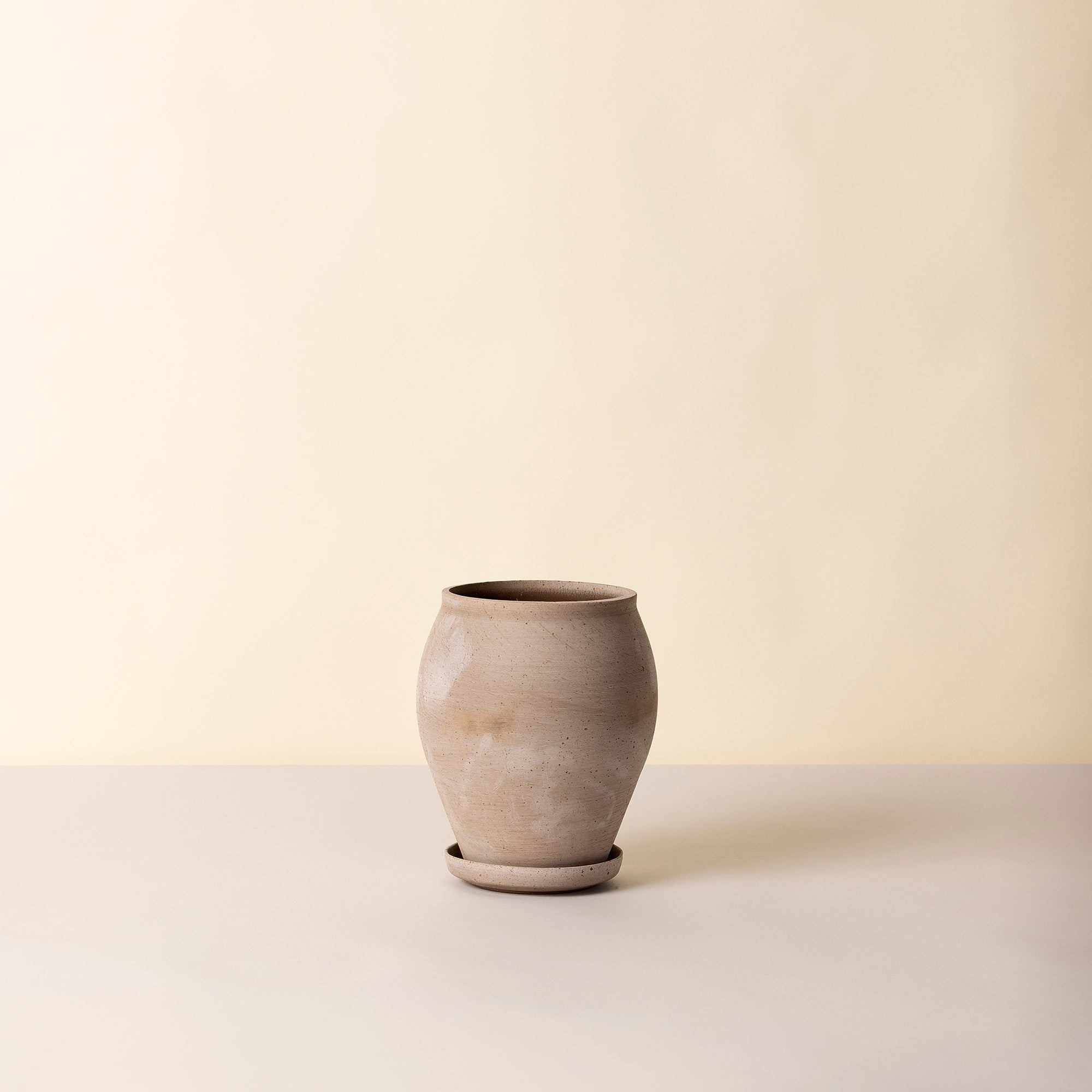 Goodee-Bergs Potter-Delphi Ø22 Tall Planter & Saucer - Color - Raw Grey