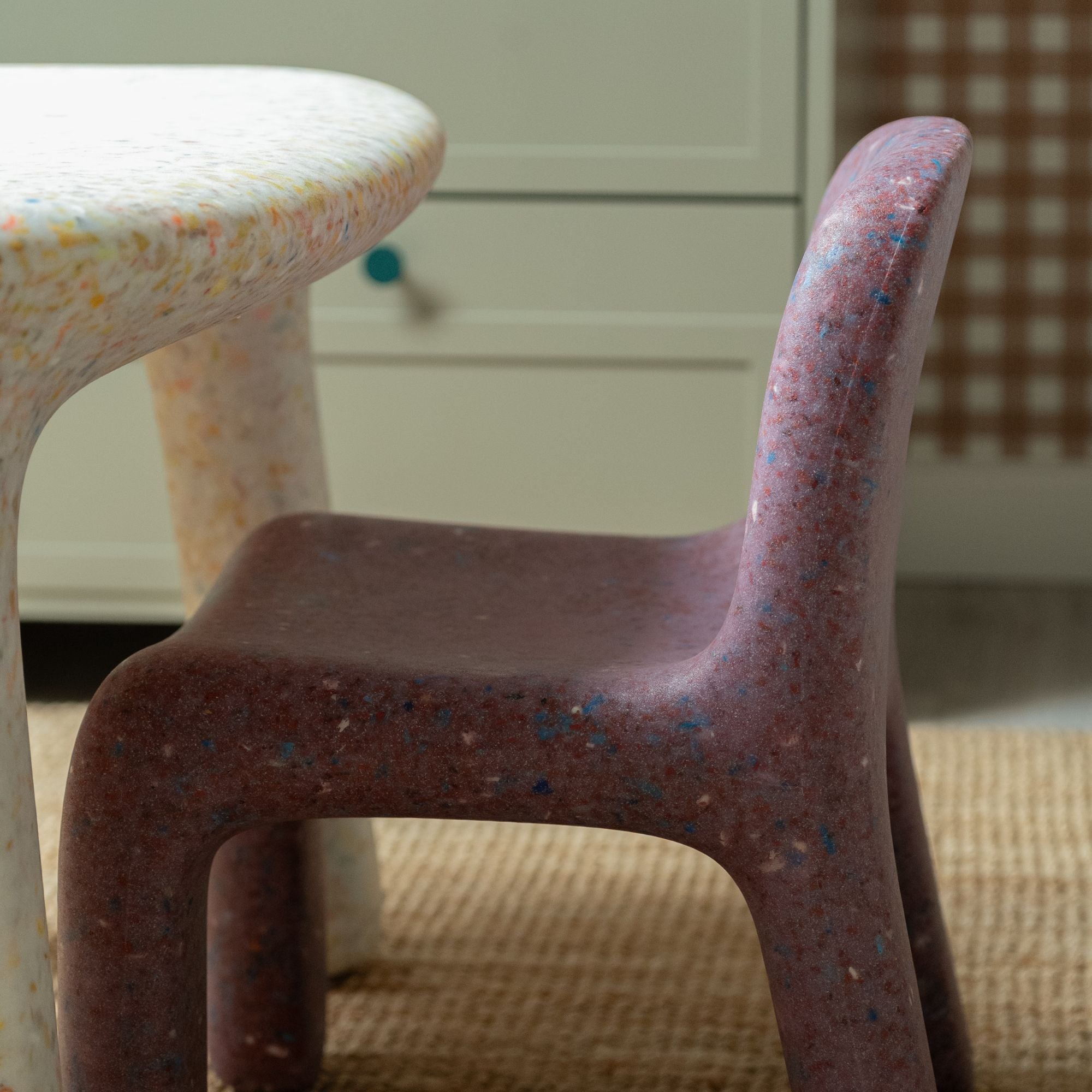 Goodee-Ecobirdy-Charlie Chair - Limited Edition - Color - Mulberry