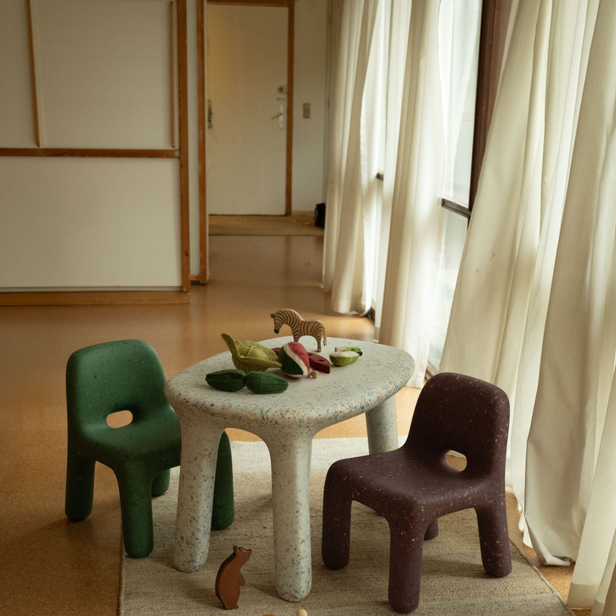 Goodee-Ecobirdy-Charlie Chair - Limited Edition - Color - Mulberry - Forest