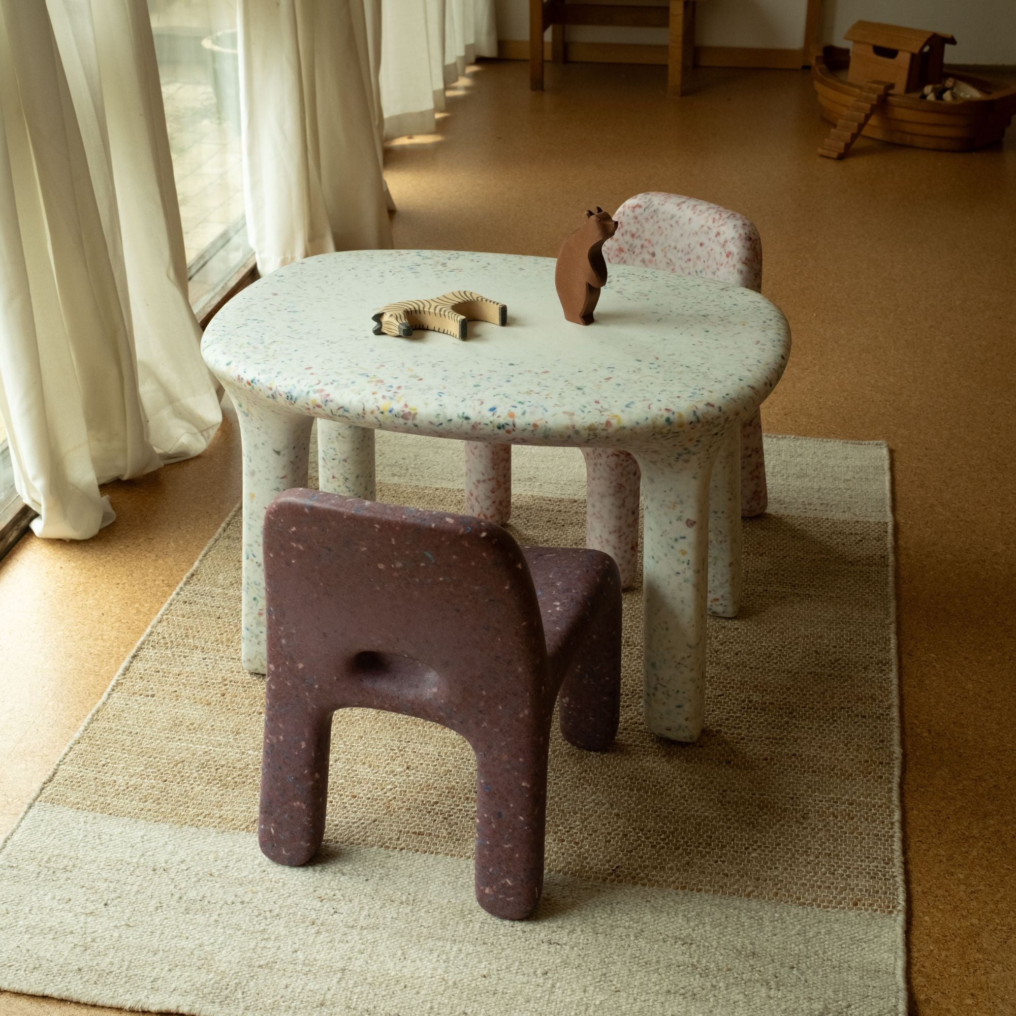 Goodee-Ecobirdy-Charlie Chair - Limited Edition - Color - Mulberry