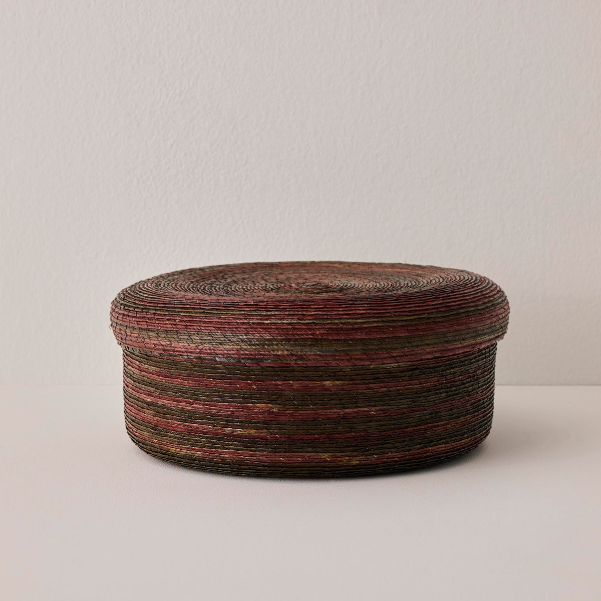 Goodee-Makaua-Round Woven Lidded Basket - Exclusive - Color - Zebra Mulberry