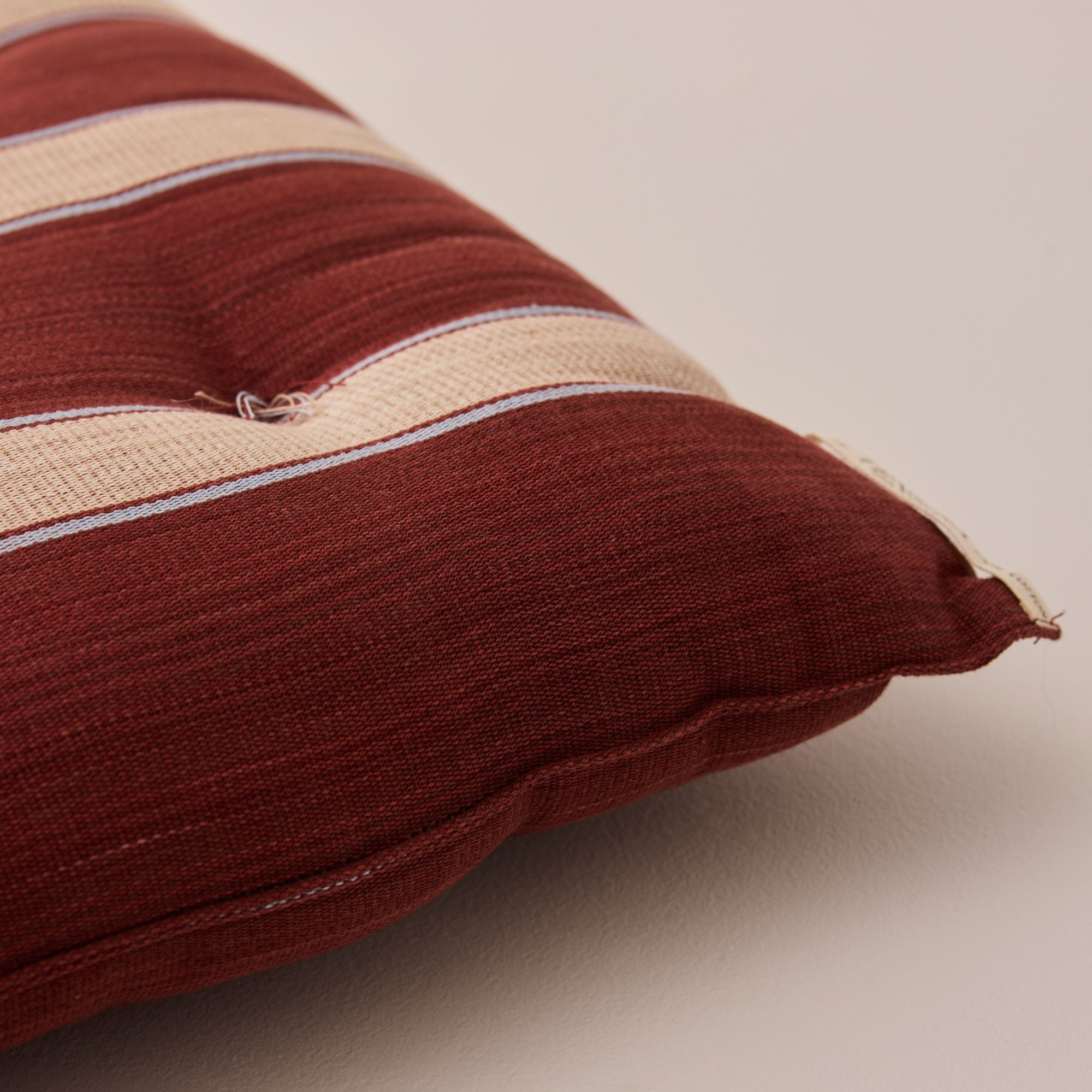 Goodee-Tensira-Chair Cushion - Color - Red/Ecru/Blue