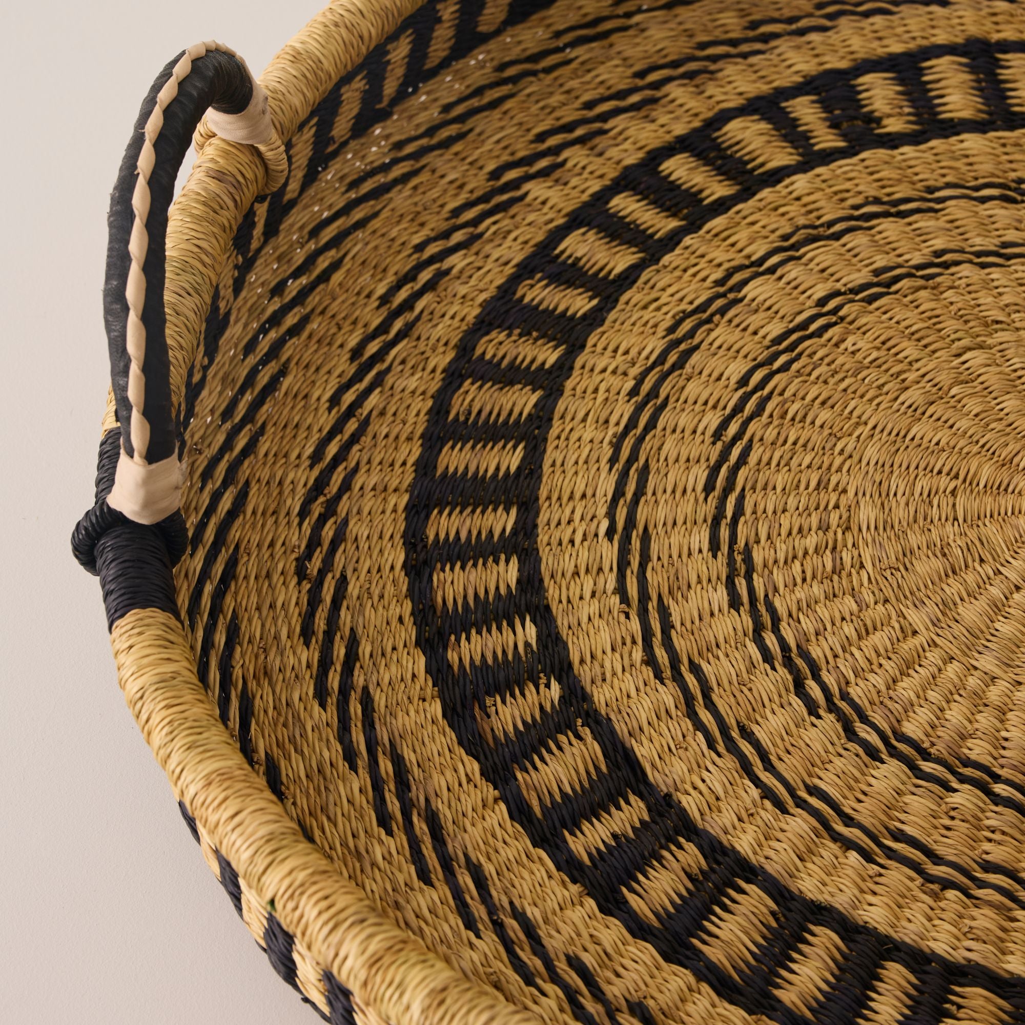 Goodee-Baba Tree-Large Woven Tray Wall Decor - Color - Black & Natural