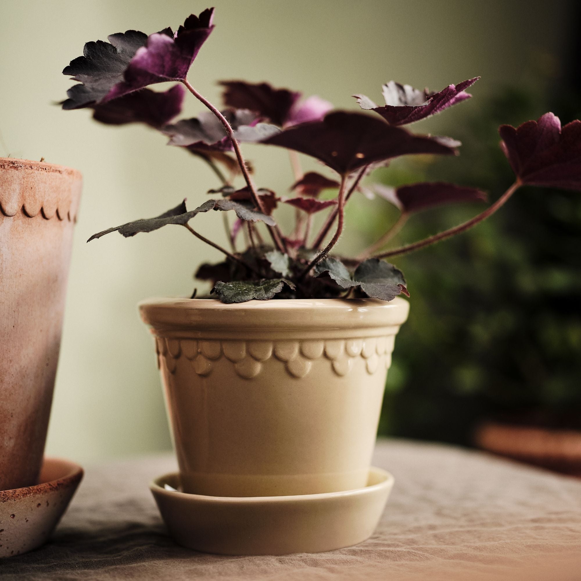 Goodee Potter-Copenhagen Ø14 Jardinière et soucoupe - Couleur - Grès émaillé