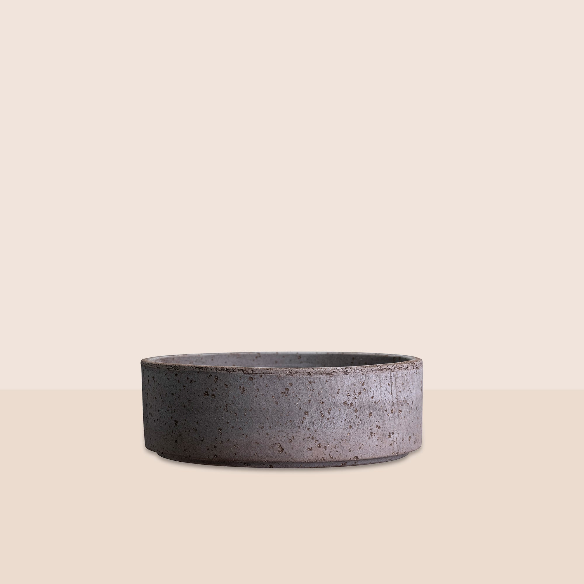 Goodee-Bergs Potter-Hoff Ø14 Saucer - Color - Raw Grey