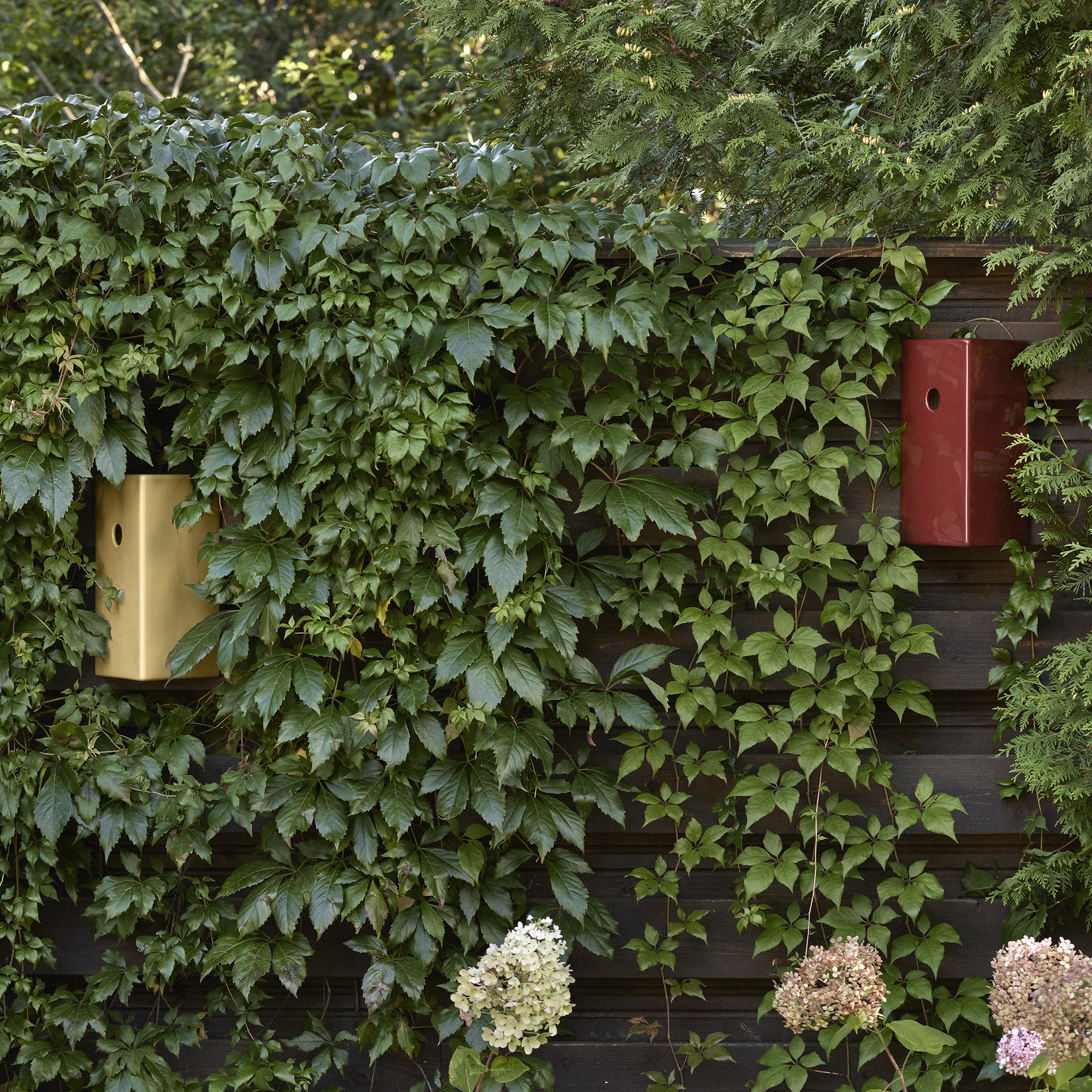 Goodee-Pidat-Koti Ceramic Birdhouse - Color - Honey & Brick