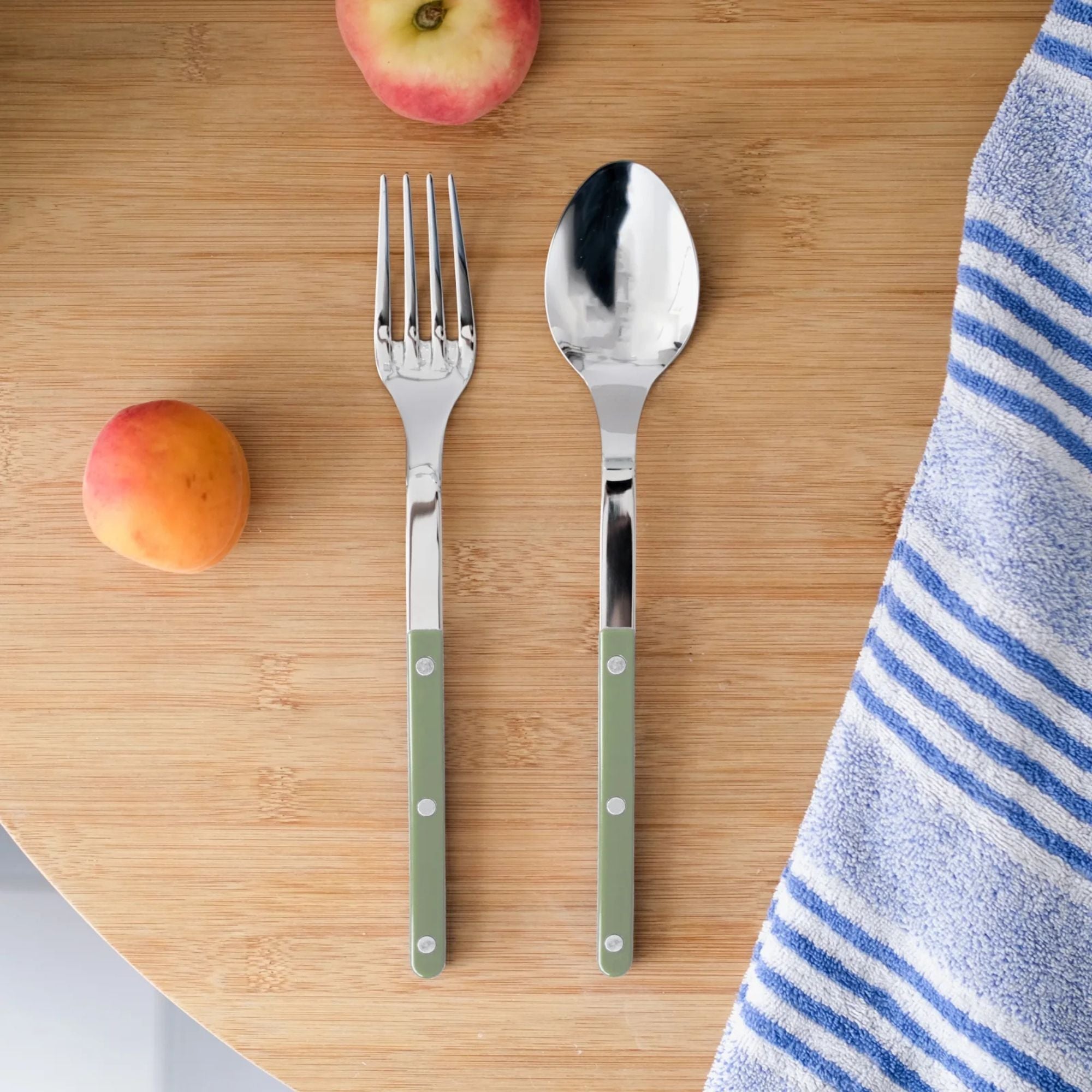 Goodee-Sabre Paris-Bistrot Solid Serving Set - Color - Asparagus/Shiny