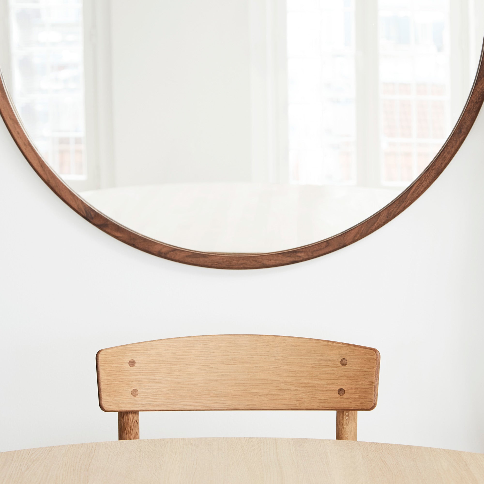 Goodee-Fredericia-Silhouette Round Mirror - Color - Walnut Oiled