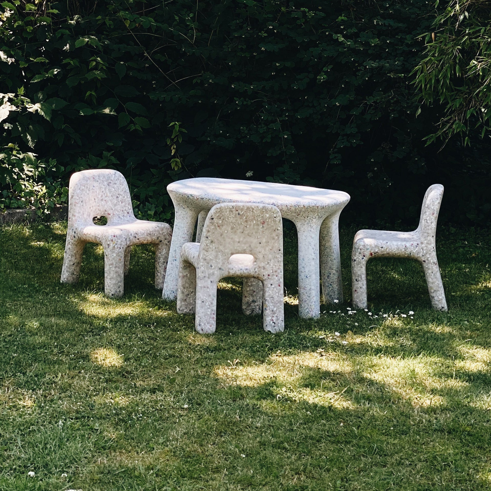 Goodee-Ecobirdy-Charlie Chair - Color - Off White