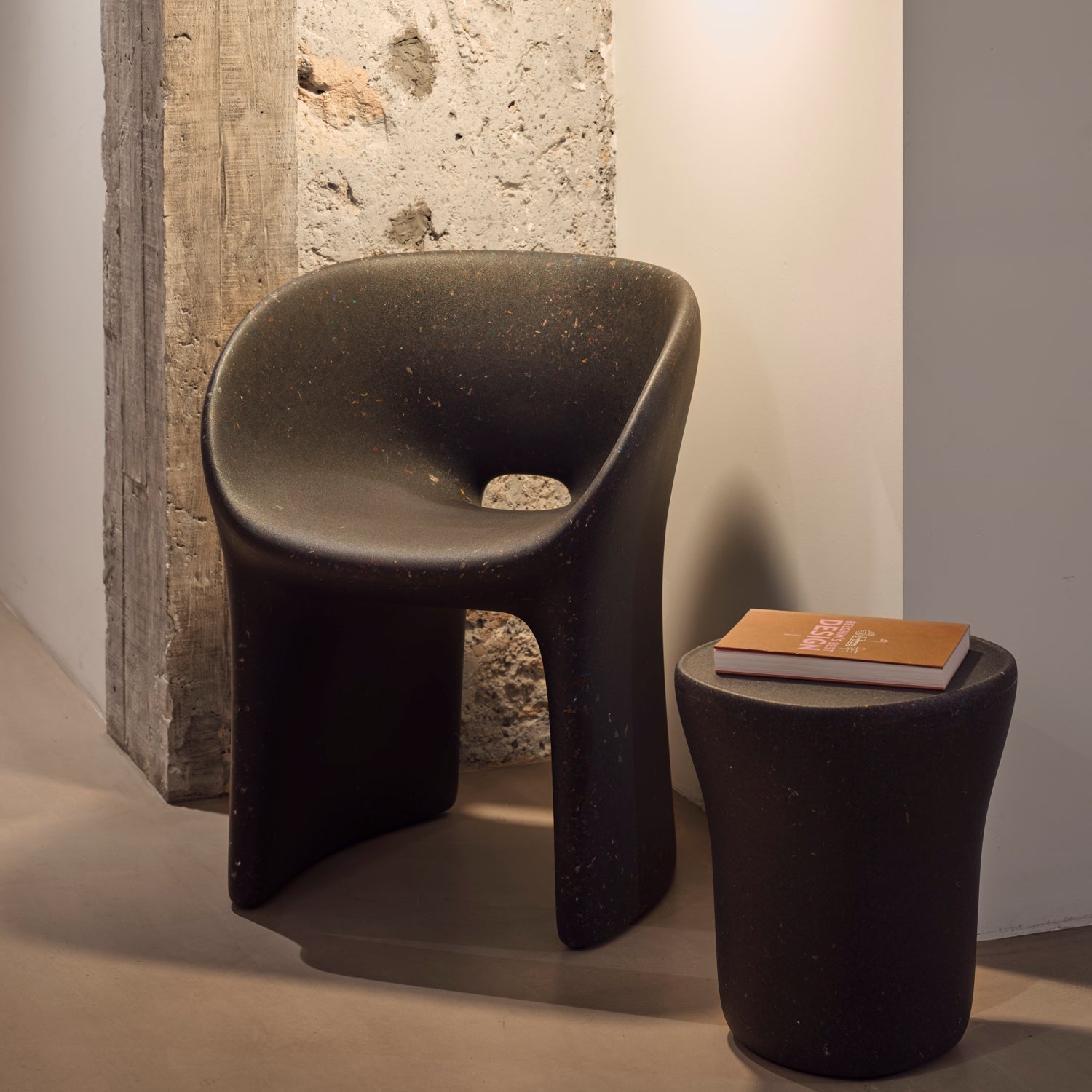 Goodee-ecoBirdy-Judy Side Table - Color - Shadow