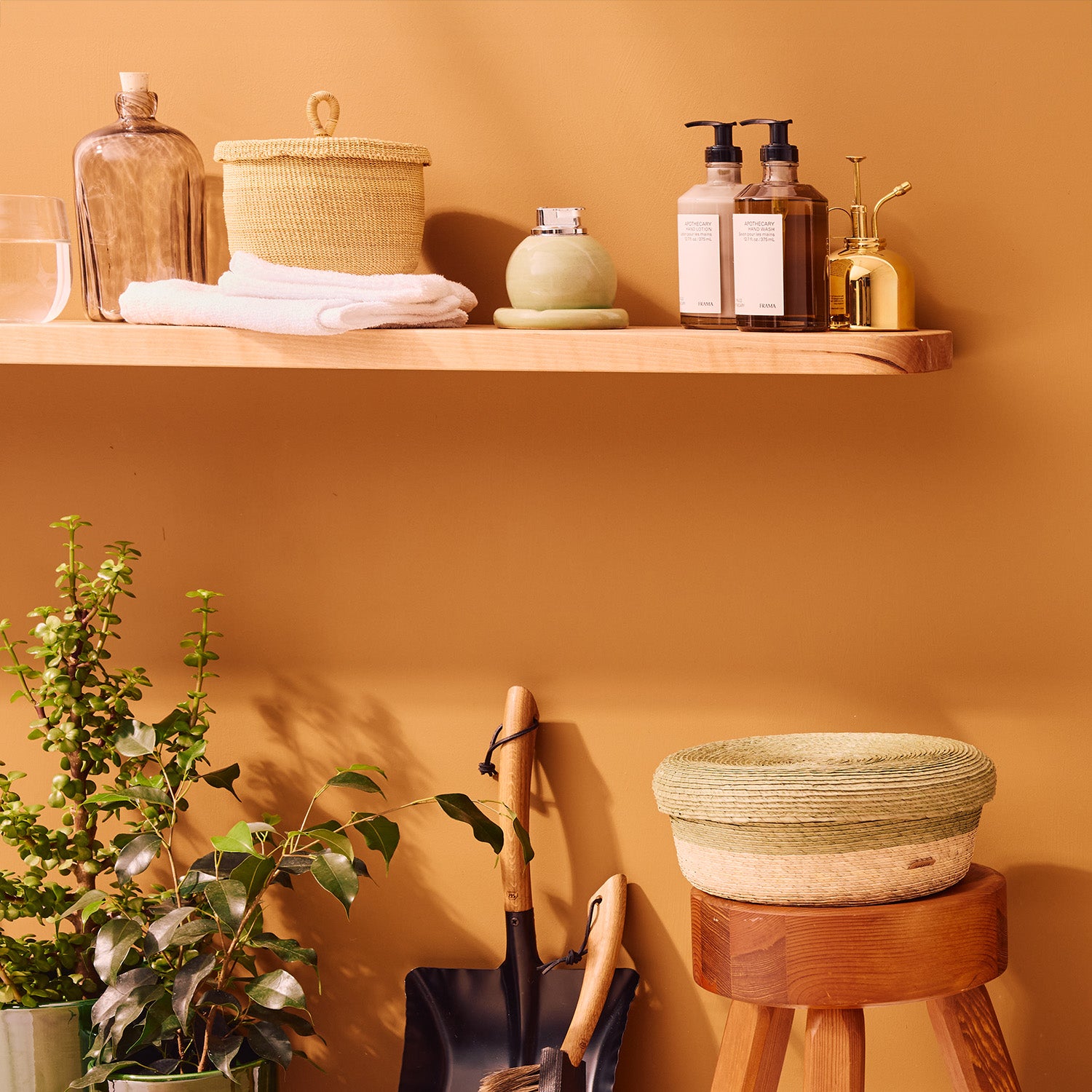 Goodee-Maison Ko x Olivia Snow Ceramics-Pebble Lighter - Color - Yang