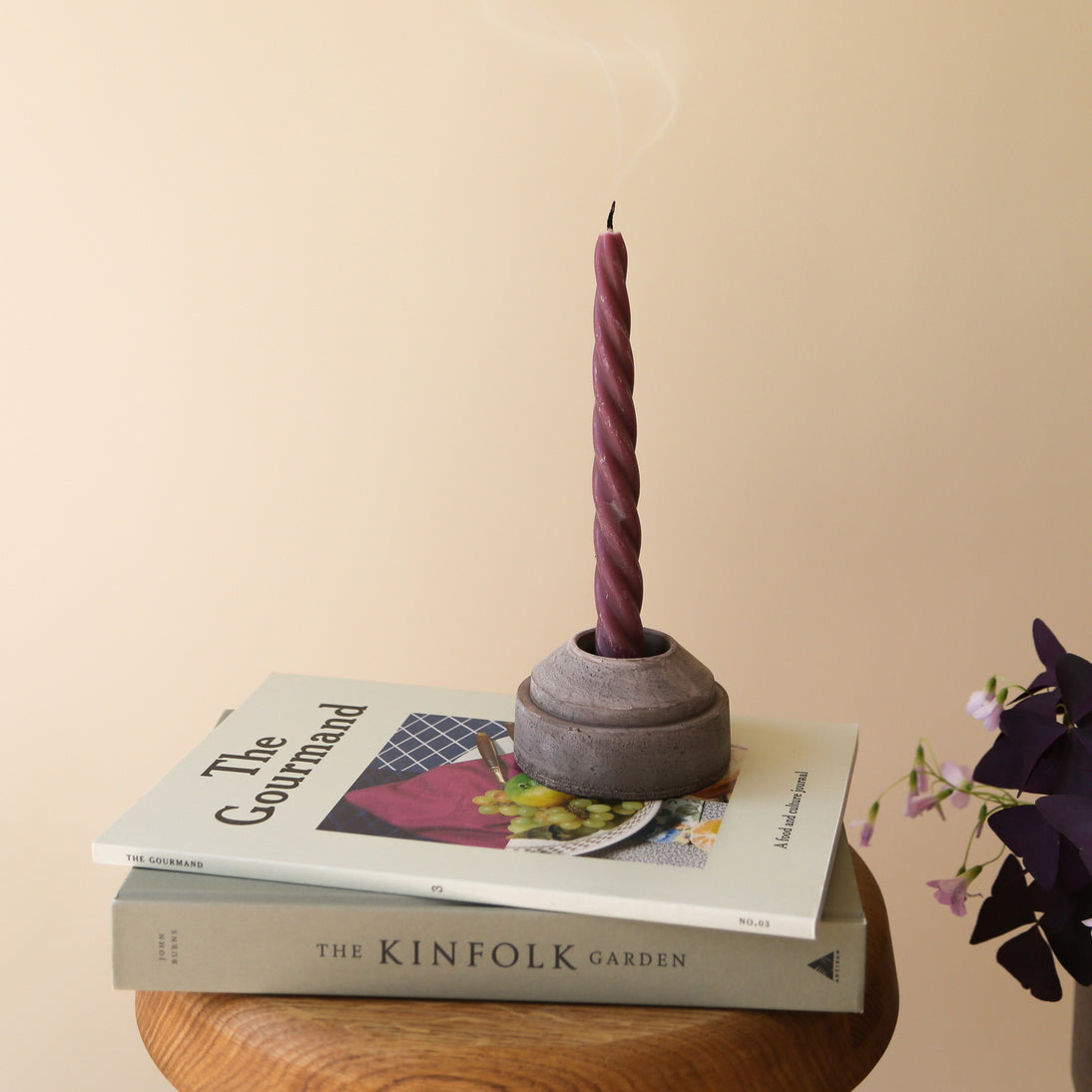 Goodee-Berg's Potter-Hoff Candle Holder - Color - Raw Grey