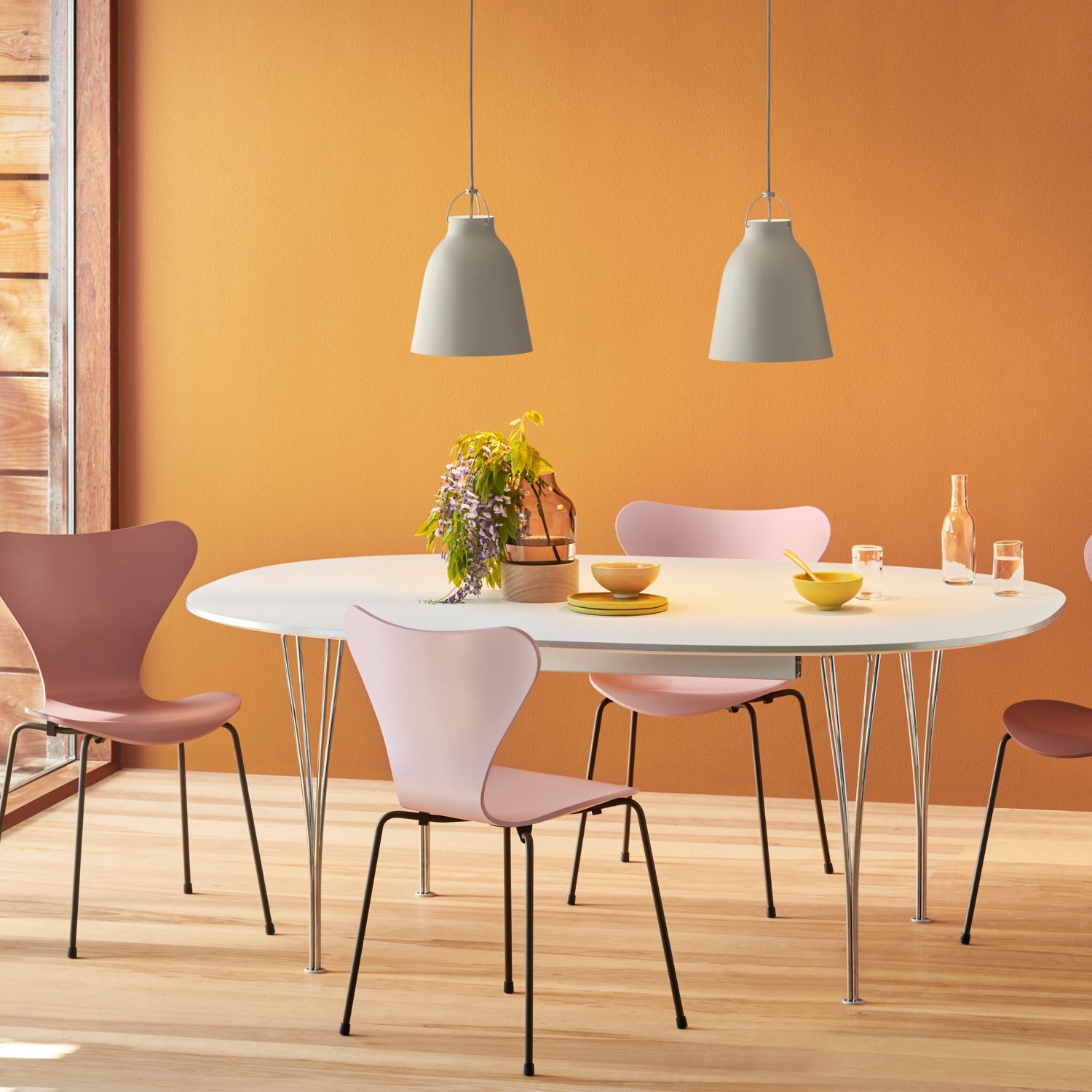 Superellipse Table - Color - White