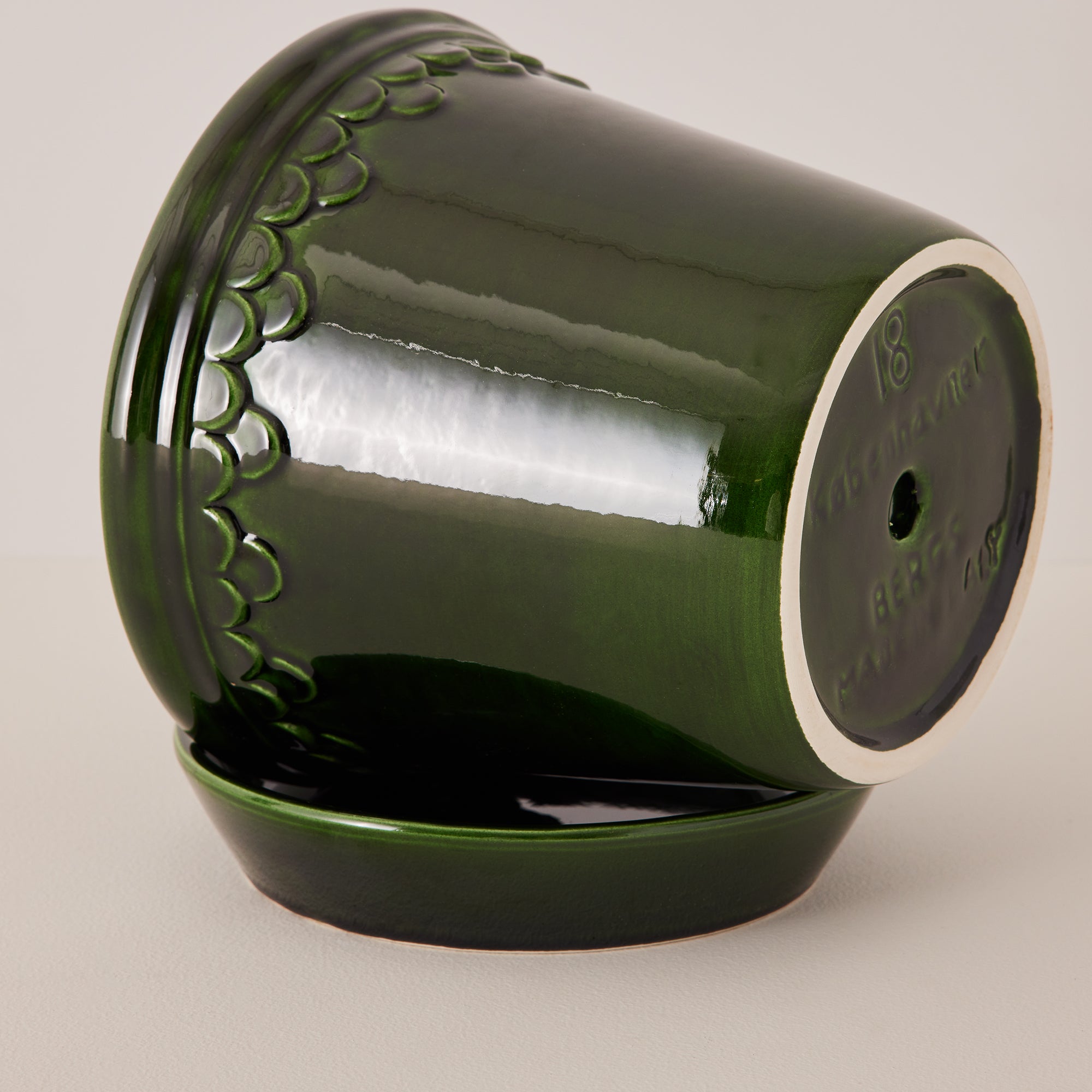 Goodee-Bergs Potter-Copenhagen Ø18 Planter & Saucer - Color - Emerald Glazed