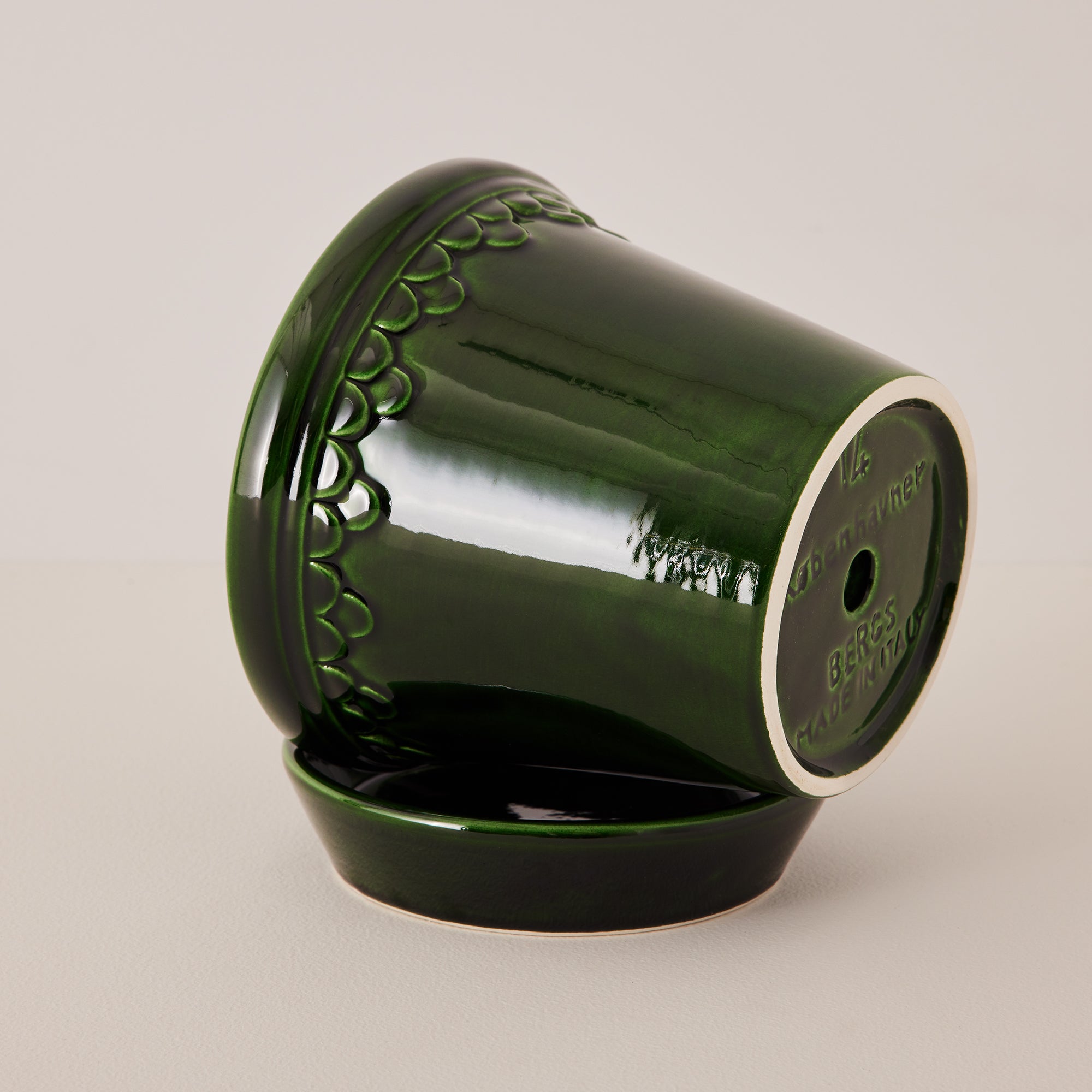 Goodee-Bergs Potter-Copenhagen Ø14 Planter & Saucer - Color - Emerald Glazed