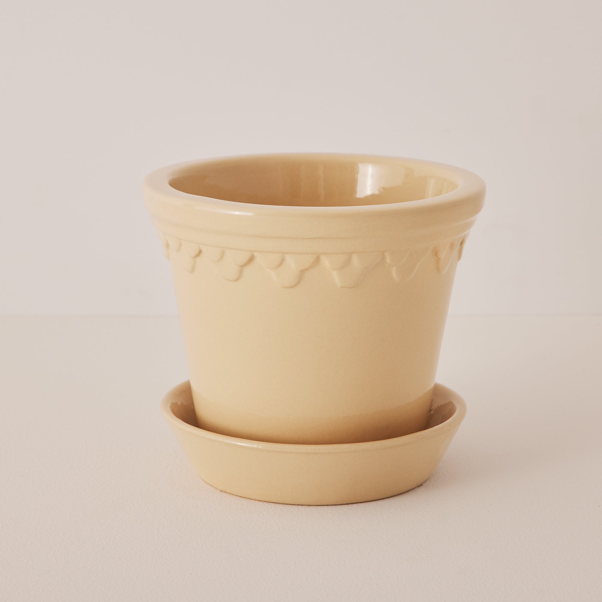 Goodee-Bergs Potter-Copenhagen Ø14 Planter & Saucer - Color - Sandstone Glazed