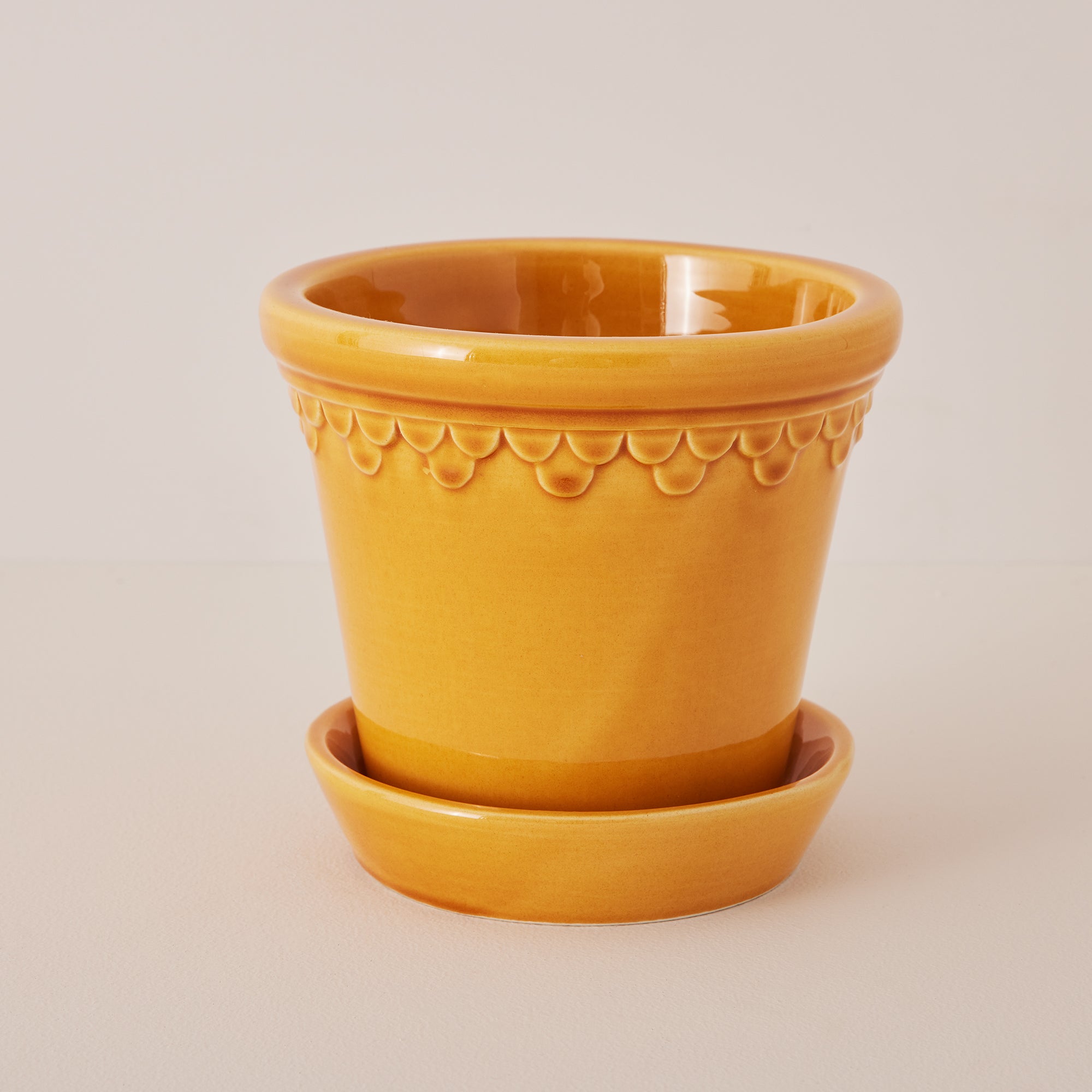 Goodee-Bergs Potter-Copenhagen Ø14 Planter & Saucer - Color - Yellow Glazed