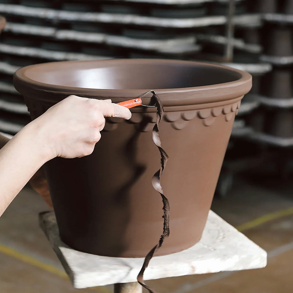 From Clay to Craft: Inside the World of Bergs Potter