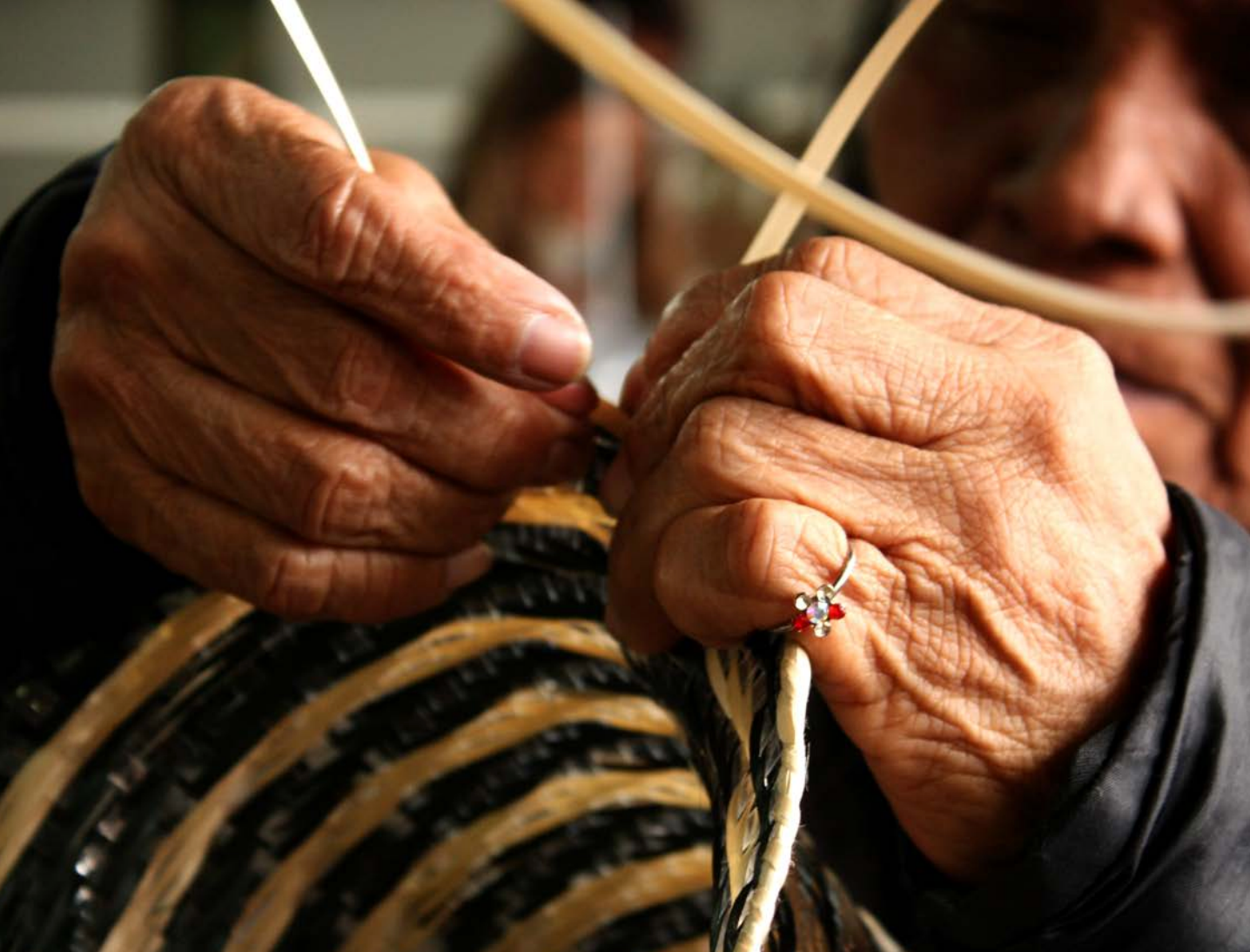Behind the Maker: The Eperara Siapidara by PET Lamp