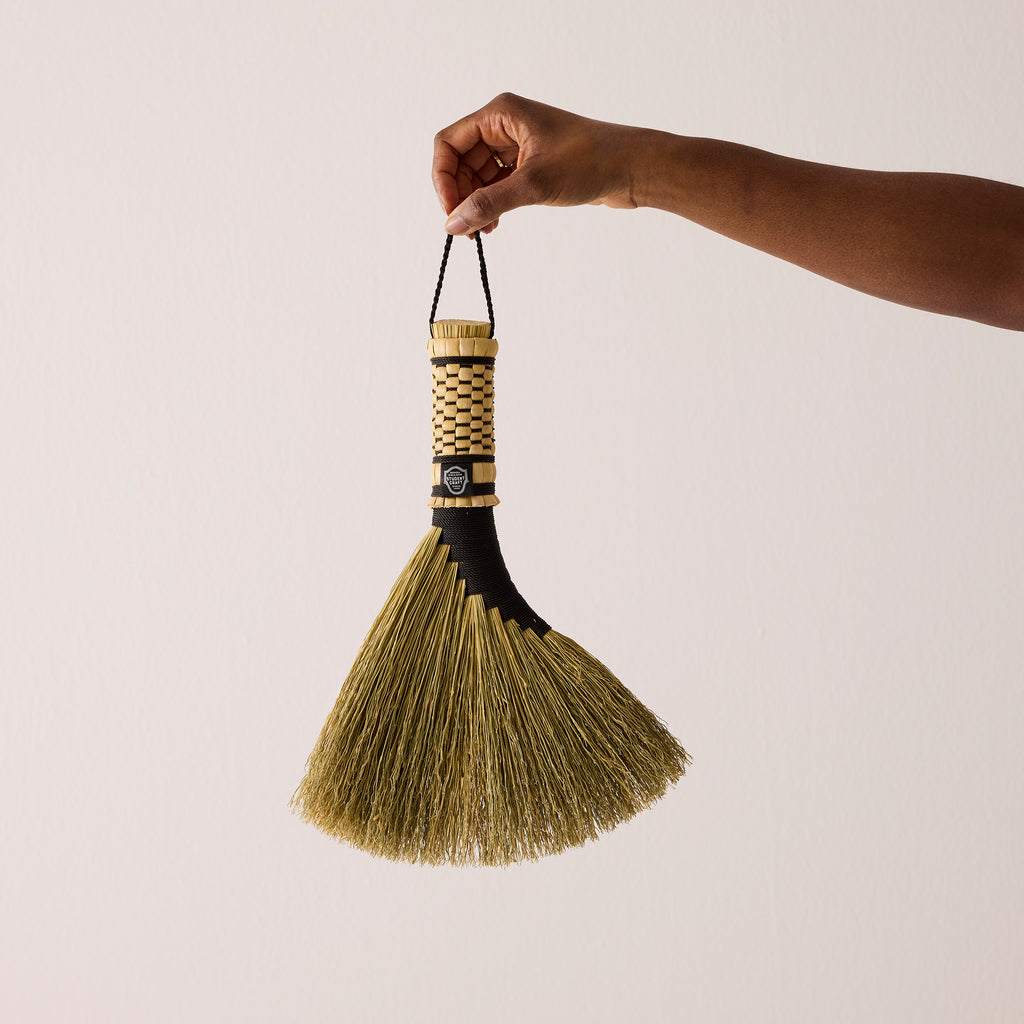 Goodee-Berea College-Whisk Broom Natural