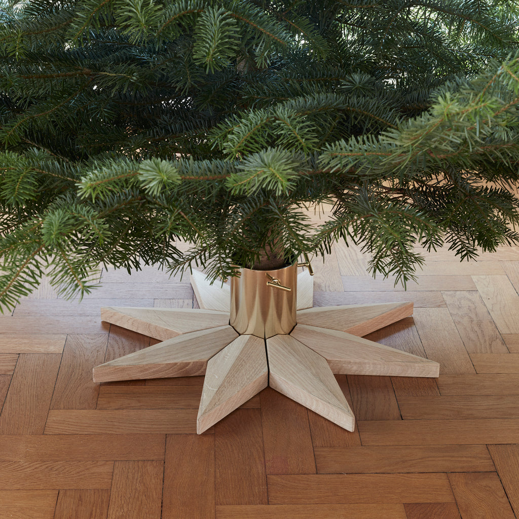 Goodee-Skagerak Stella Christmas Tree Base - Color - Oak