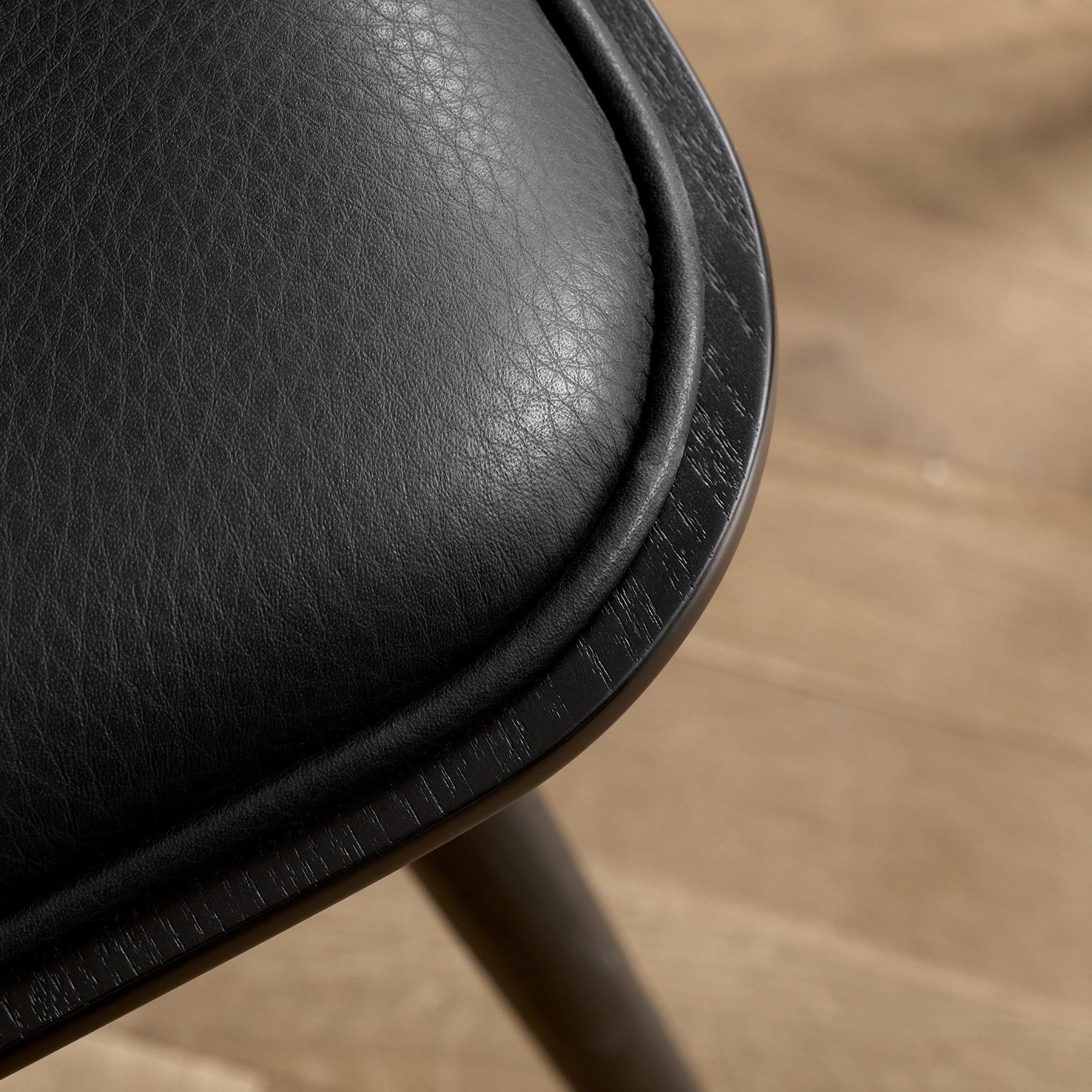 Goodee-Fredericia-Spine Bar/Counter Stool with Back - Wood Base - Color - Black Omni Leather