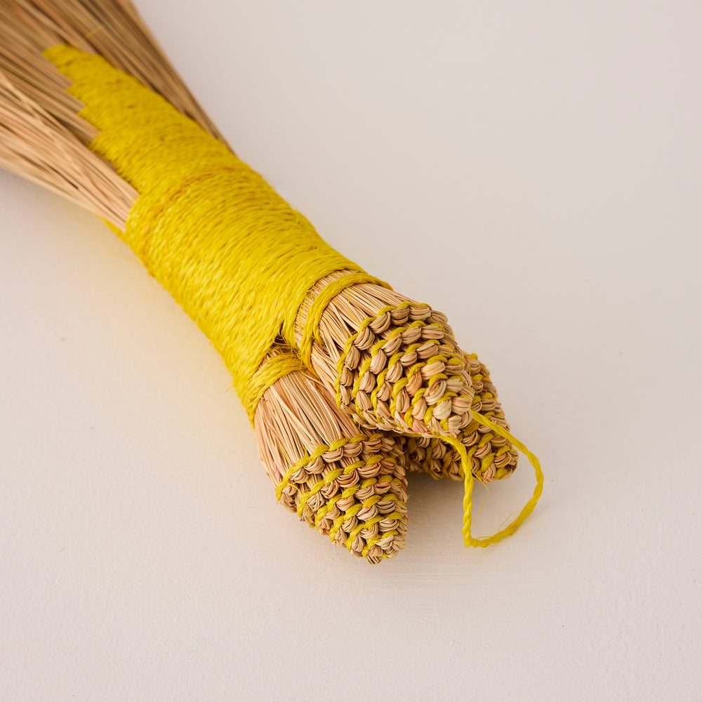 Imbali Whisk Broom - Thumbnail 3