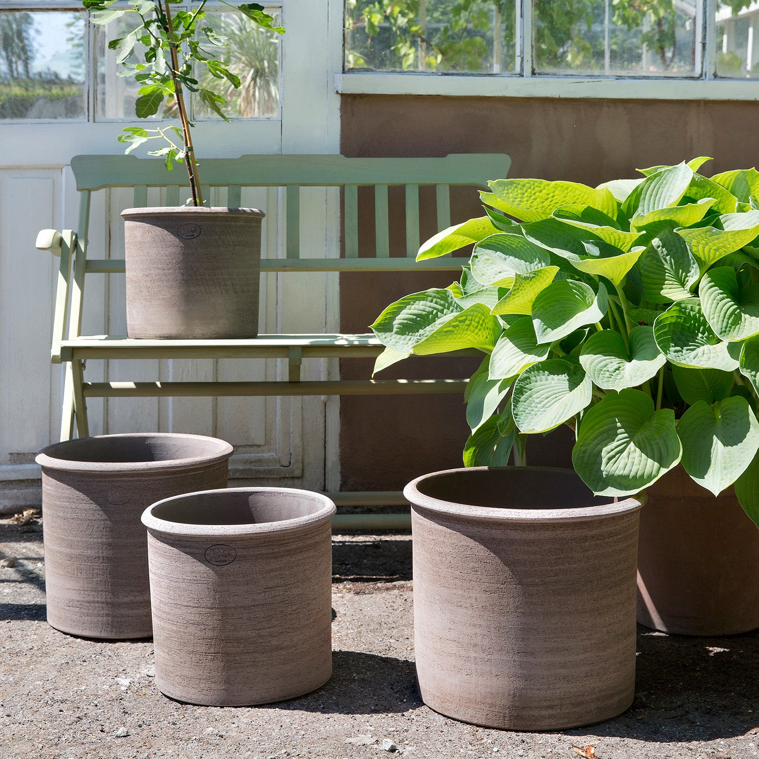 Goodee-Bergs Potter-Modena Ø35 Planter & Saucer - Color - Raw Grey