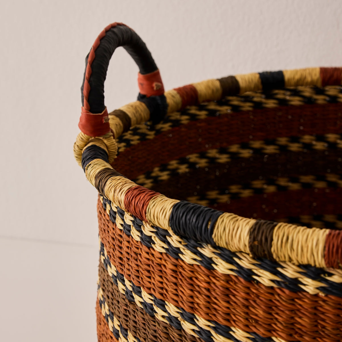 Goodee-Baba Tree-Medium Woven Short Basket - Color - Rust Stripe
