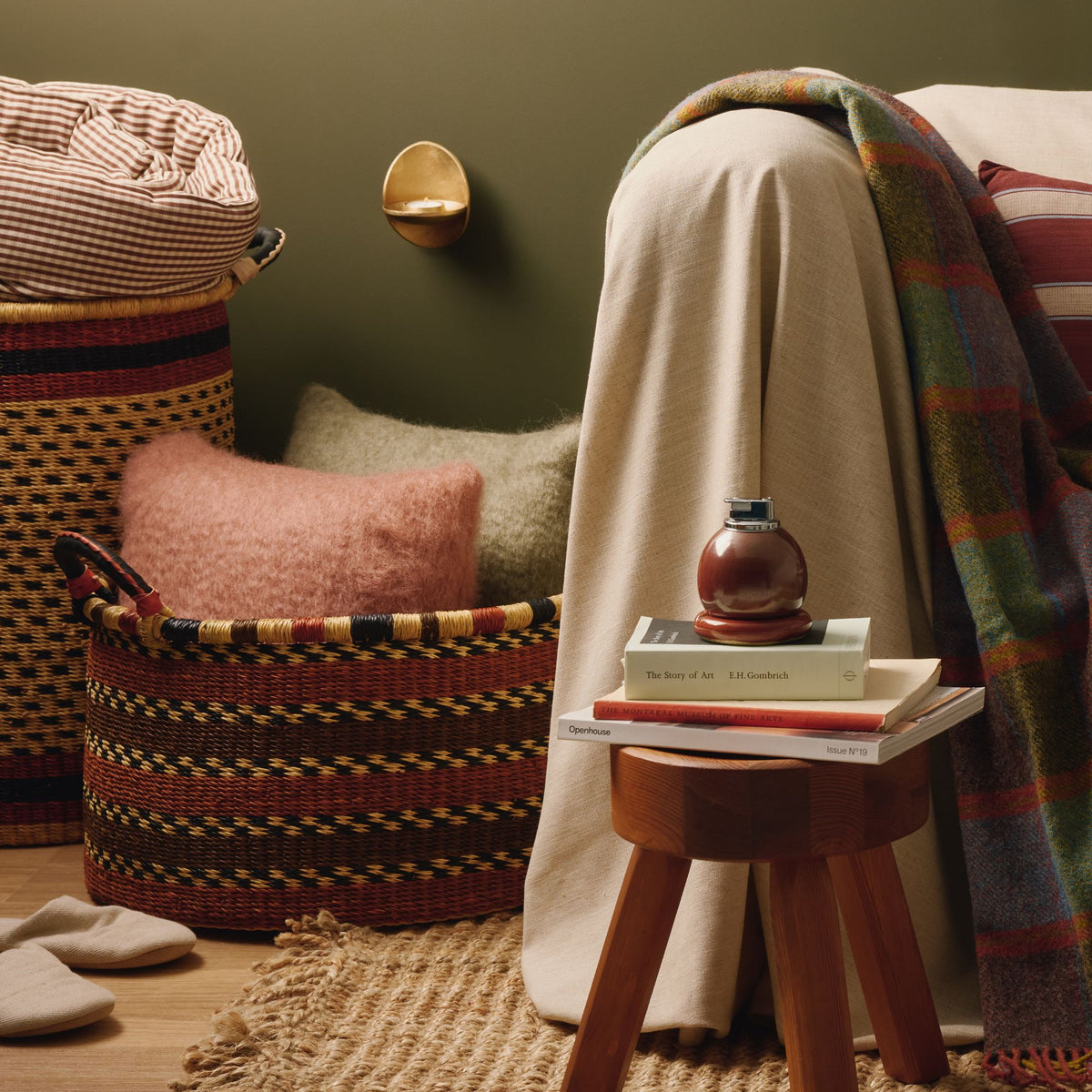 Goodee-Baba Tree-Medium Woven Short Basket - Color - Rust Stripe