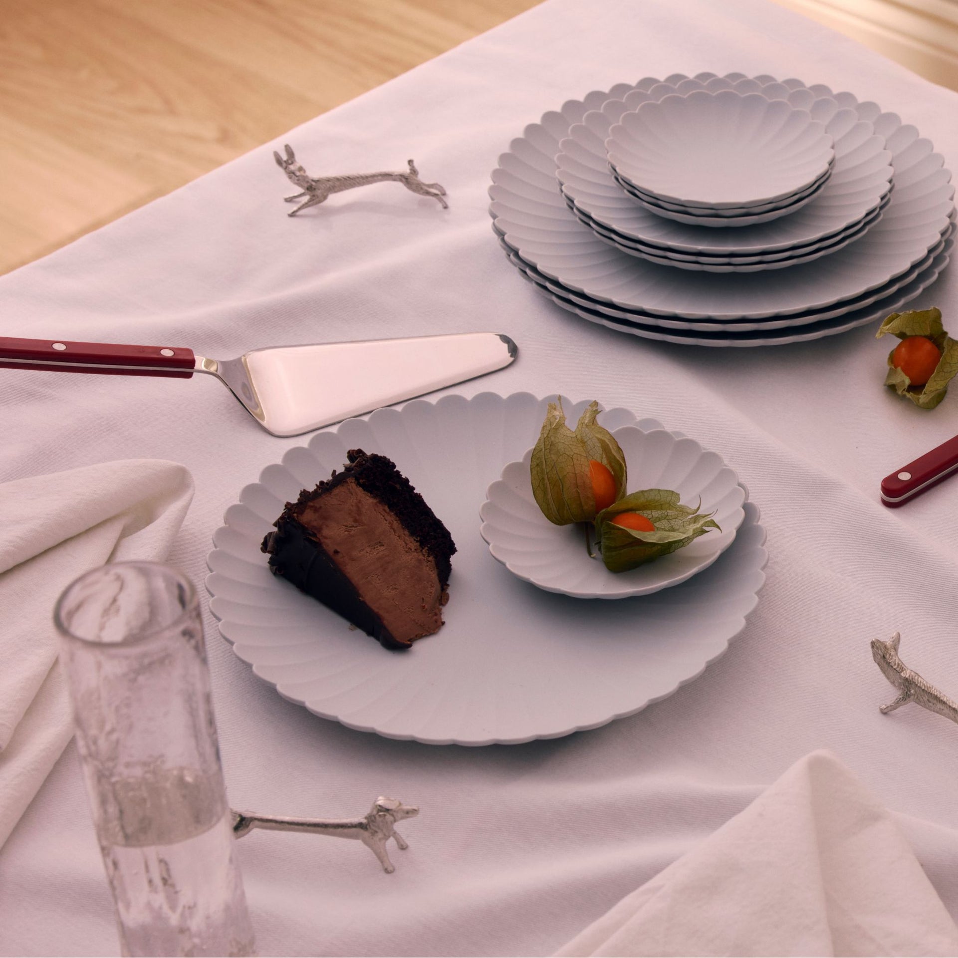 Bistrot Solid Tart Server - Burgundy/Shiny