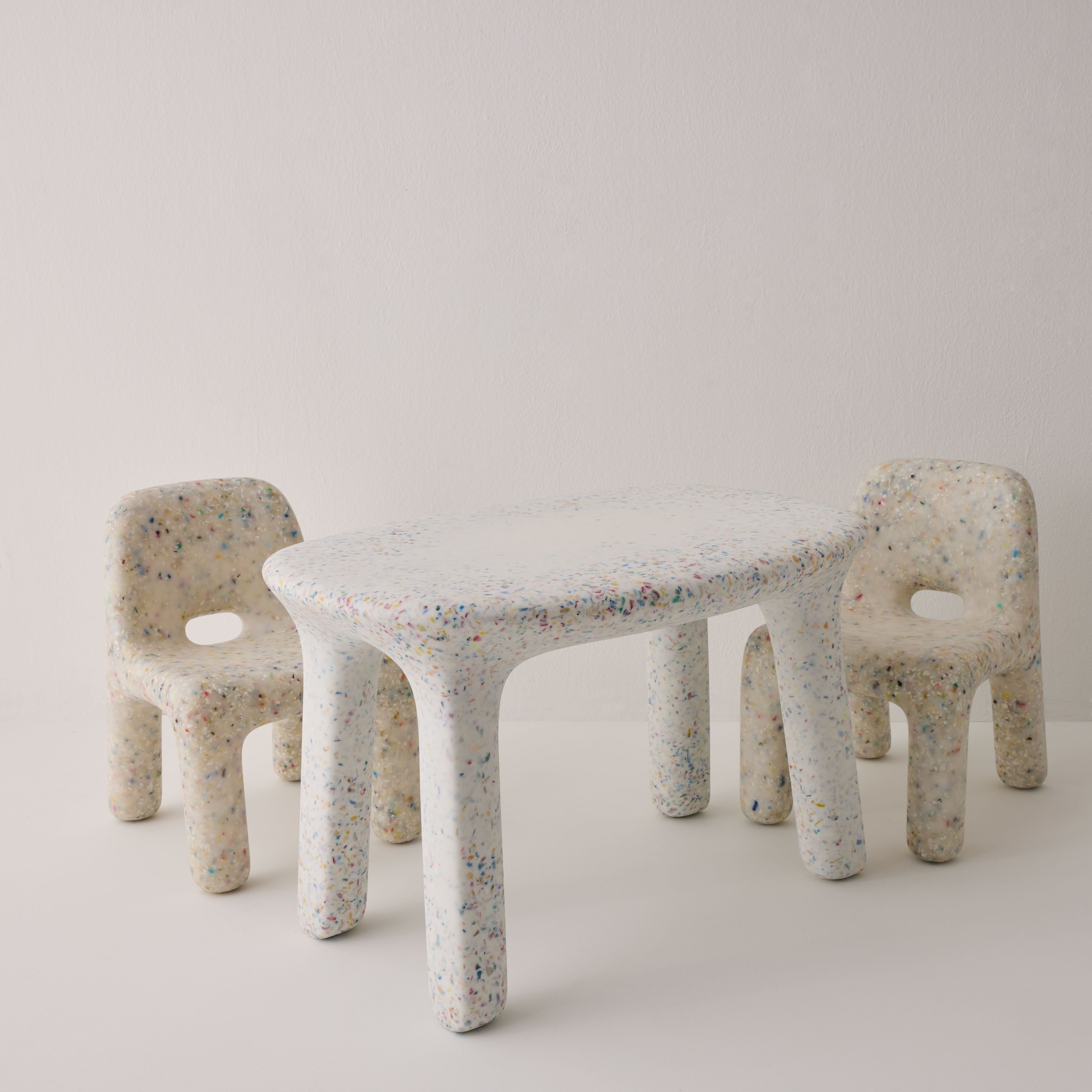 Goodee-ecoBirdy- All Bright Set (1 table and 2 chairs)