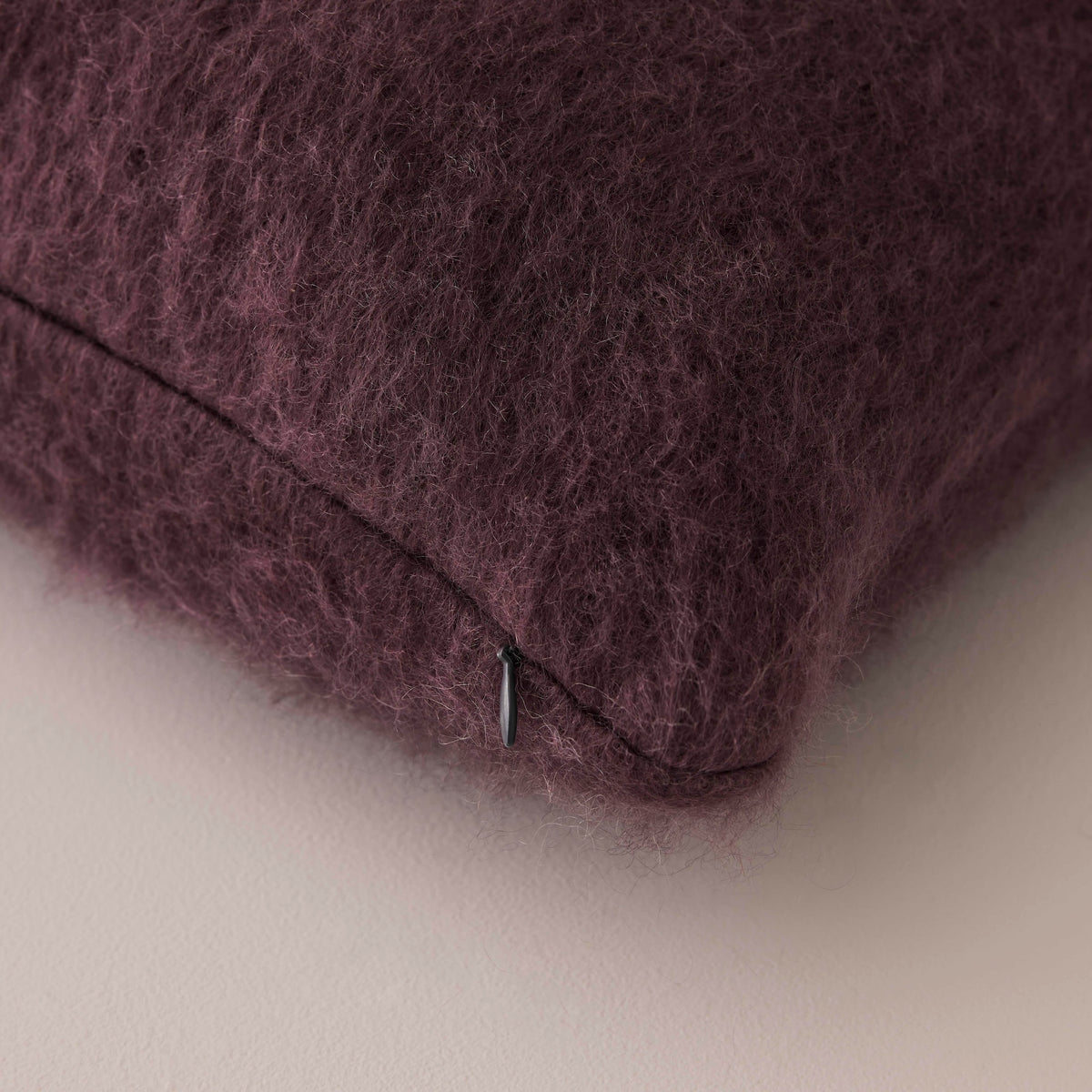 Goodee-Ezcaray-Lisos Cushion Cover - Color - Plum