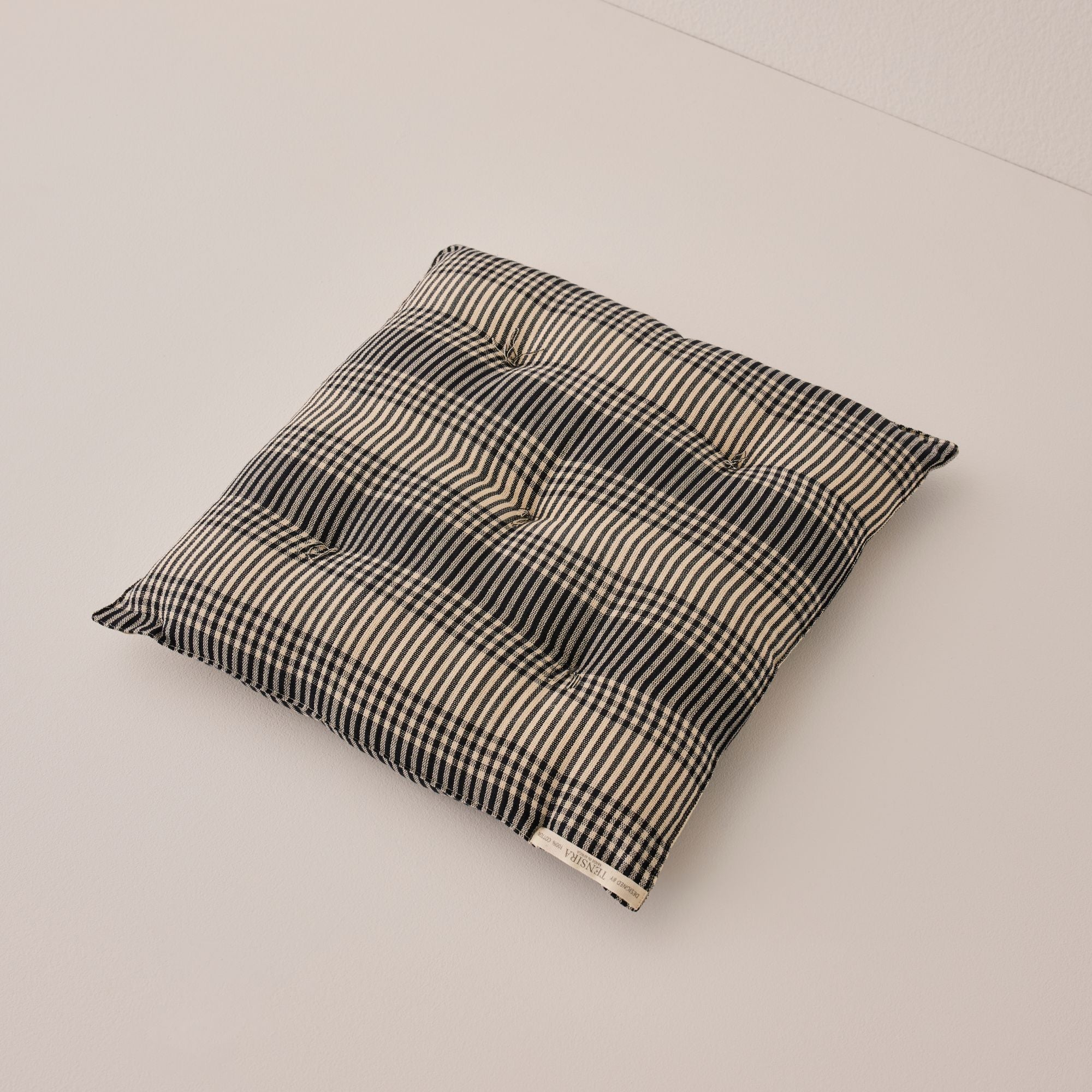 Goodee-Tensira-Chair Cushion - Color - Black/Off White Tartan
