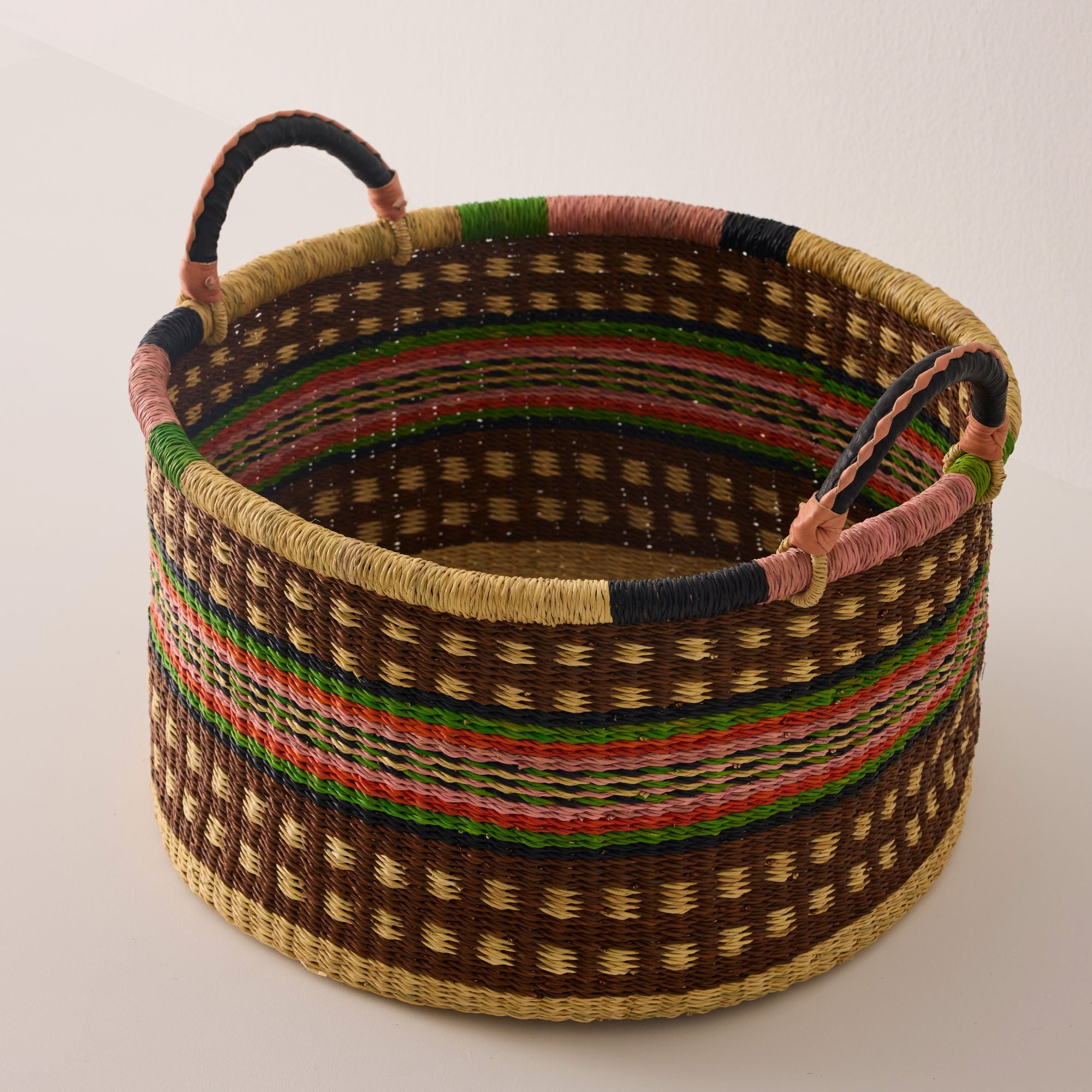 Goodee-Baba Tree-Medium Woven Short Basket - Color - Brown & Pink