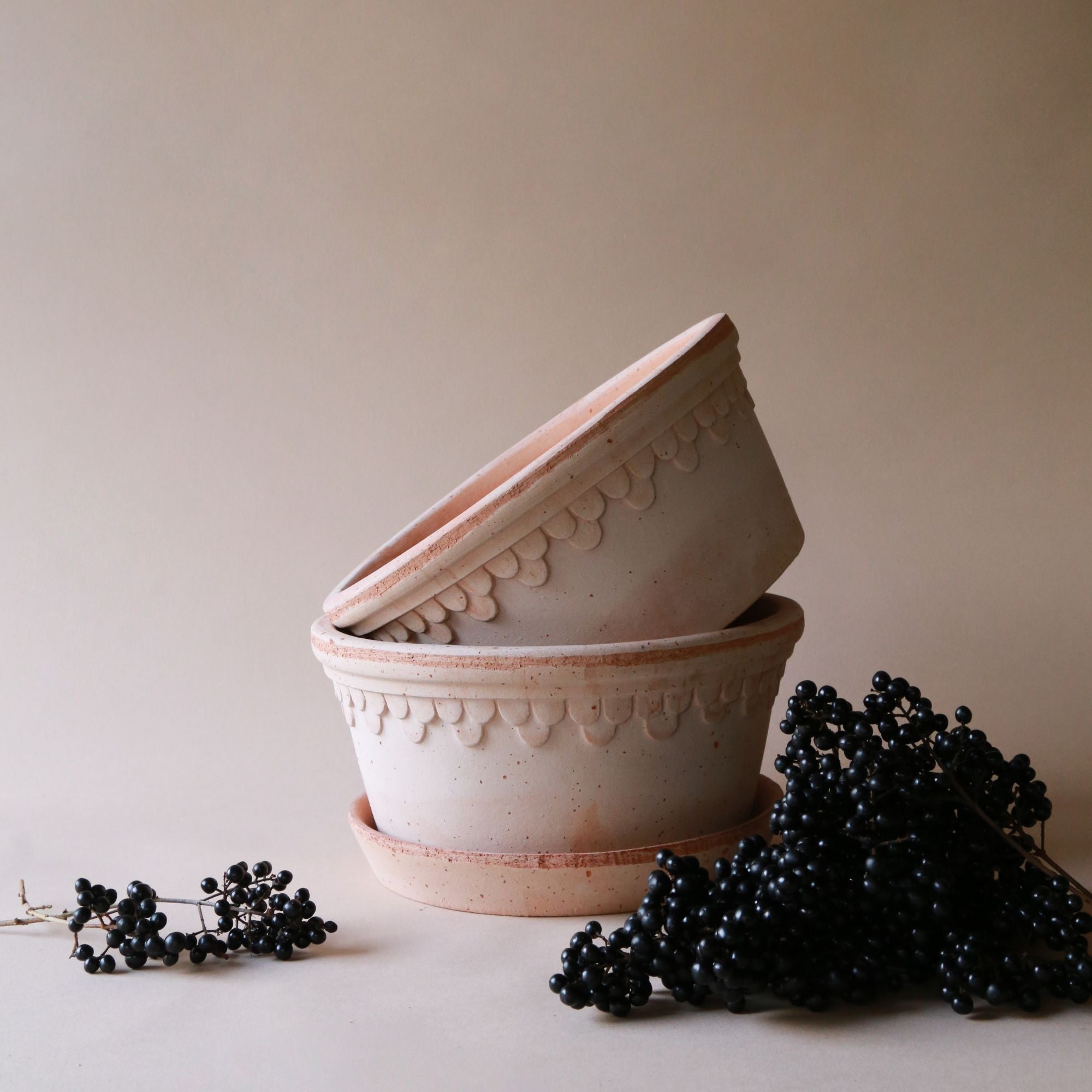 Goodee-Bergs Potter-Copenhagen Ø21 Low Planter & Saucer - Color - Raw Rosa