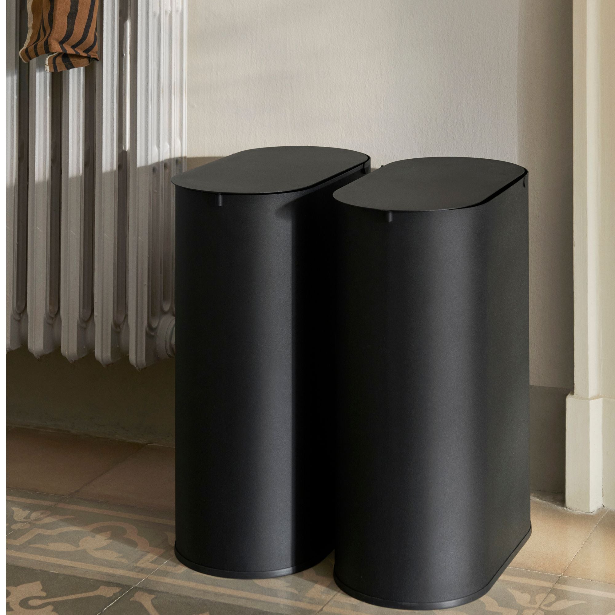 Goodee-Ferm Living-Enkel Waste Bin-5 Gallon - Color - Black