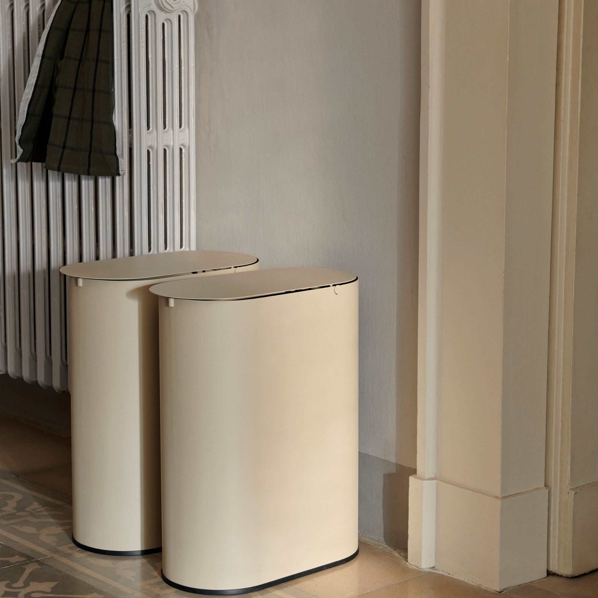 Goodee-Ferm Living-Enkel Waste Bin-5 Gallon - Color - Cashmere