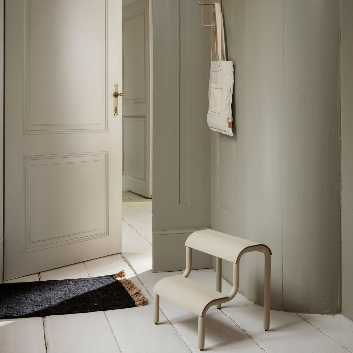 Up Step Stool – Goodee