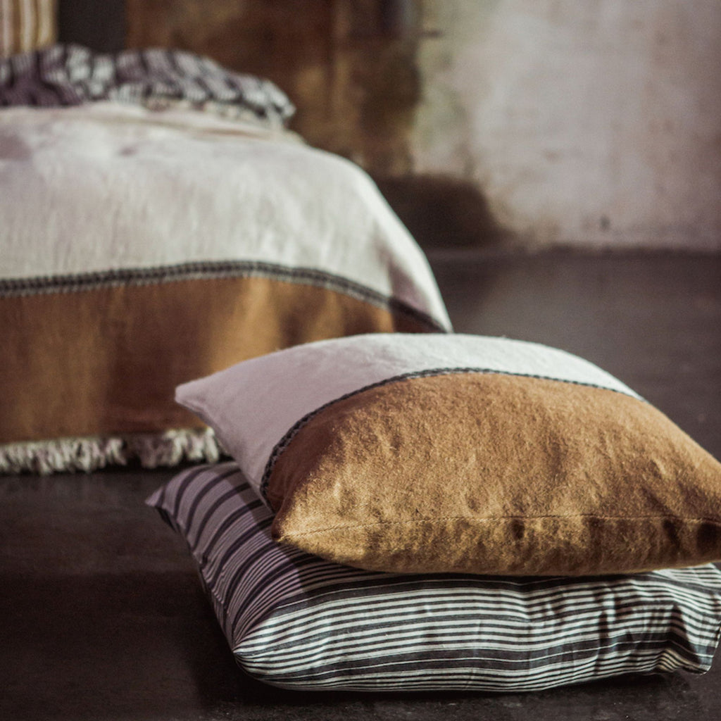 Etienne Square Cushion Cover
Color: Stripe