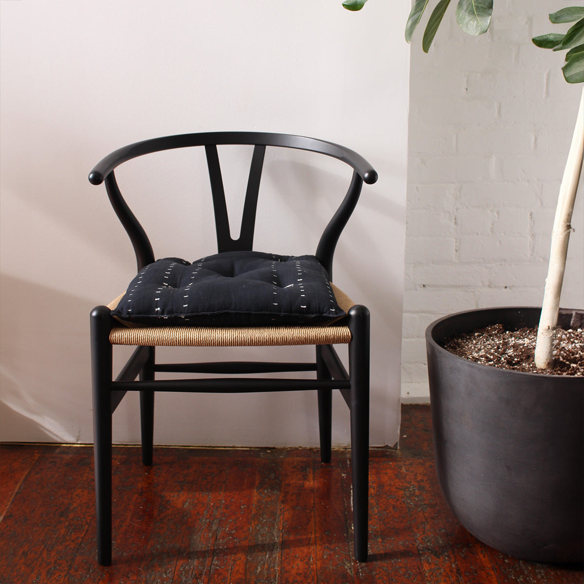 Goodee-Tensira-Chair Cushion - Color - Black Tie-Dye