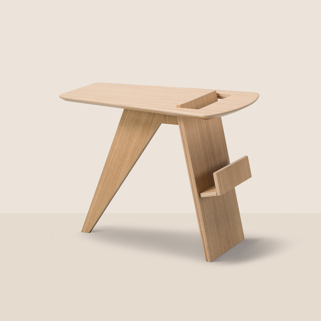 Goodee-Fredericia-Magazine Side Table - Color - Oak Lacquered