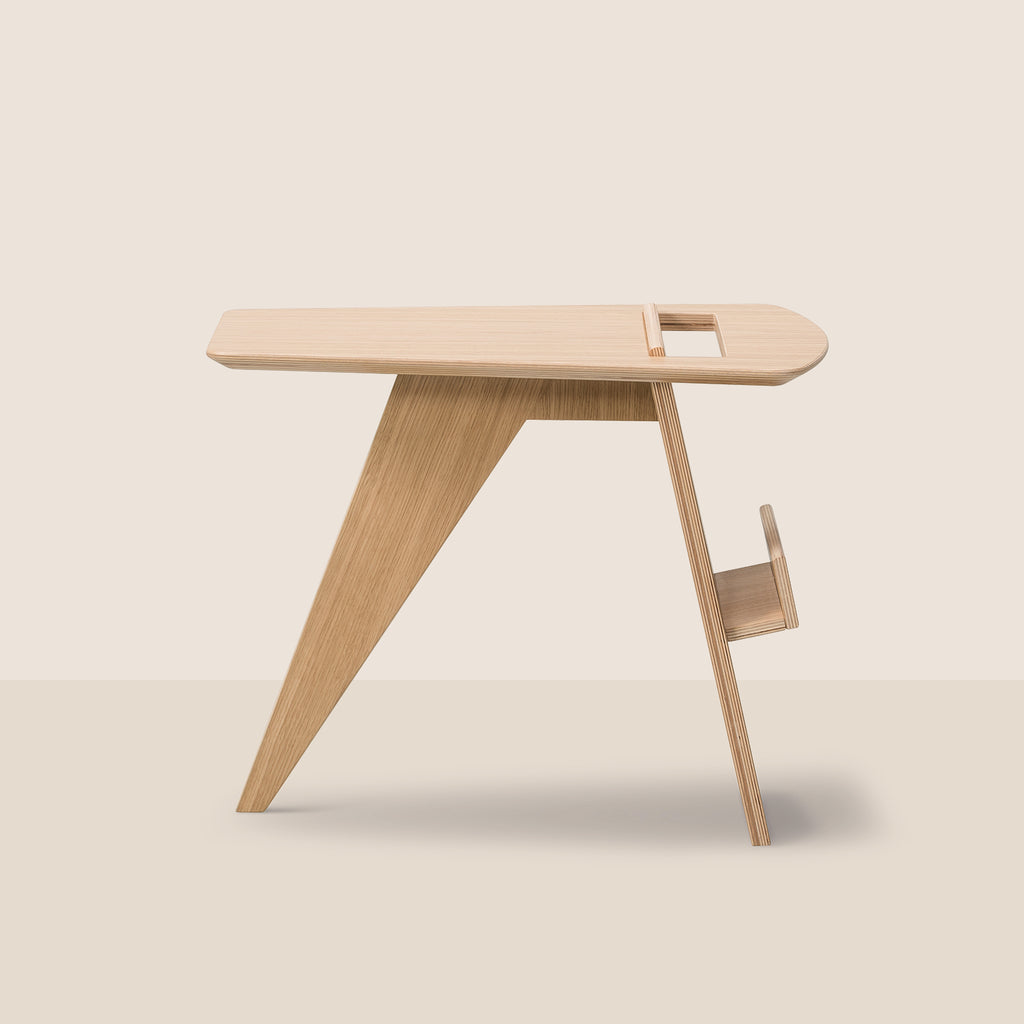 Goodee-Fredericia-Magazine Side Table - Color - Oak Lacquered