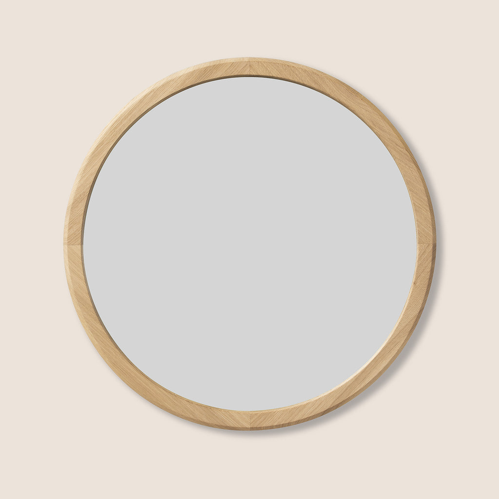 Goodee-Fredericia-Silhouette Round Mirror - Color - Oak Light Oiled