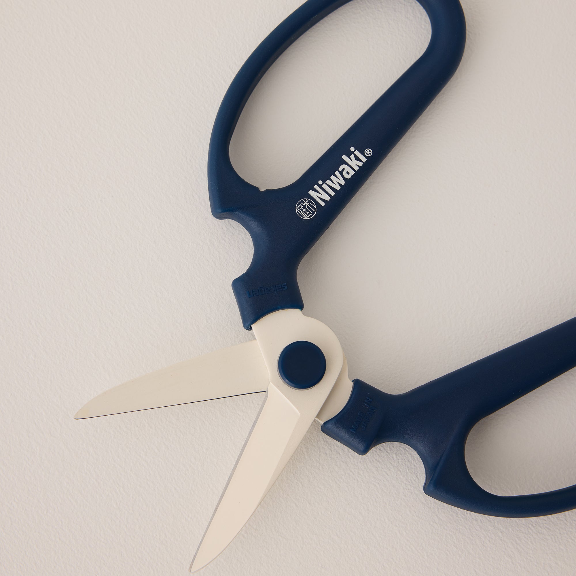 Goodee-Niwaki-Sakagen Flower Scissors - Color - Blue