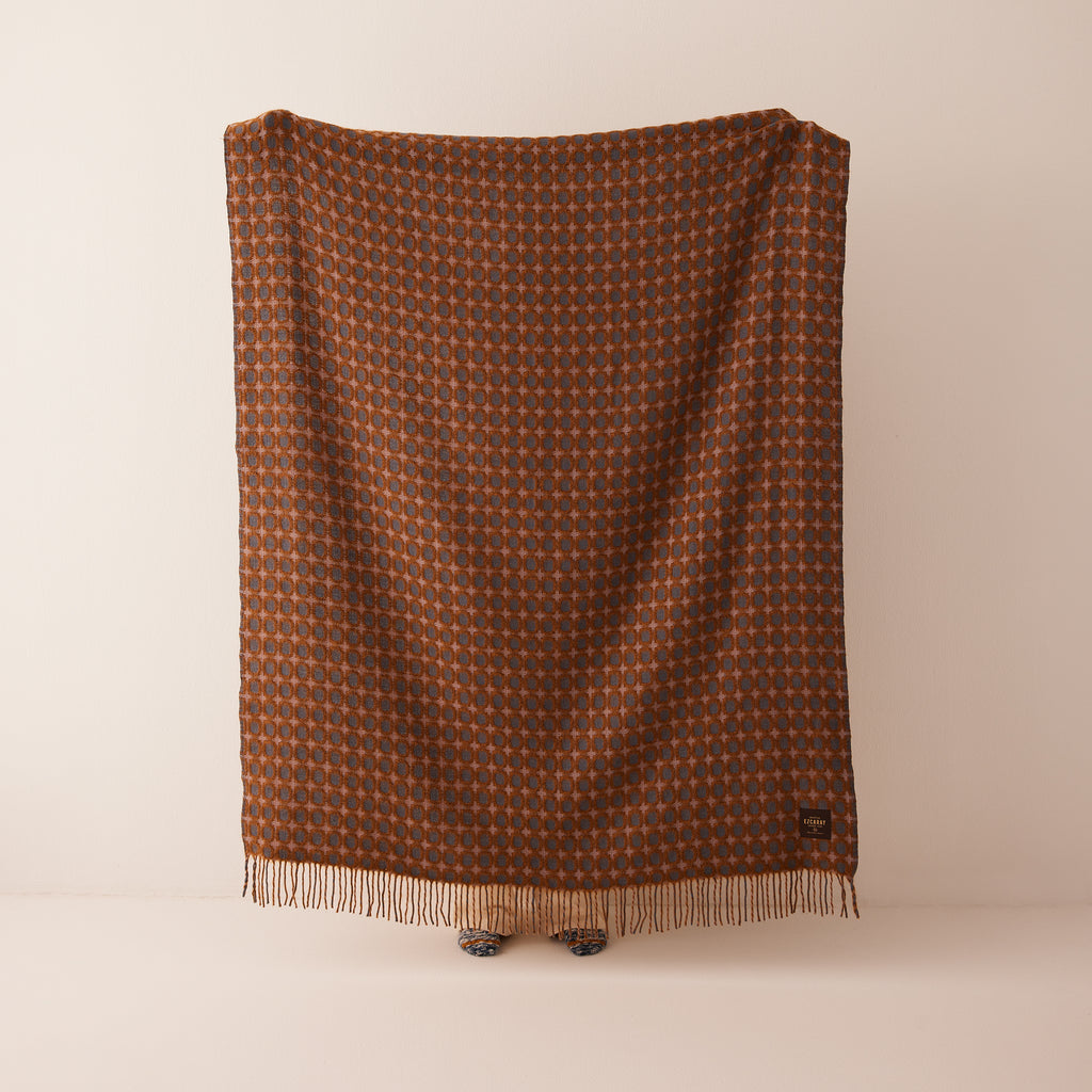Goodee-Ezcaray-Picasso-Throw - Couleur - Clove