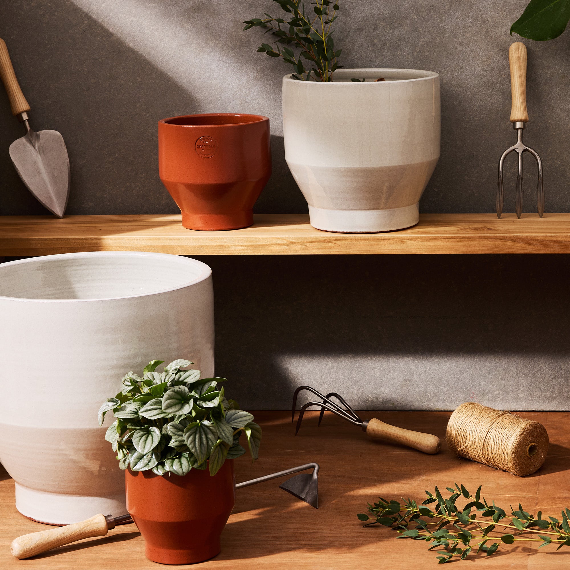 Goodee-Skagerak by Fritz Hansen-Edge Pot 18 - Color - Terracotta
