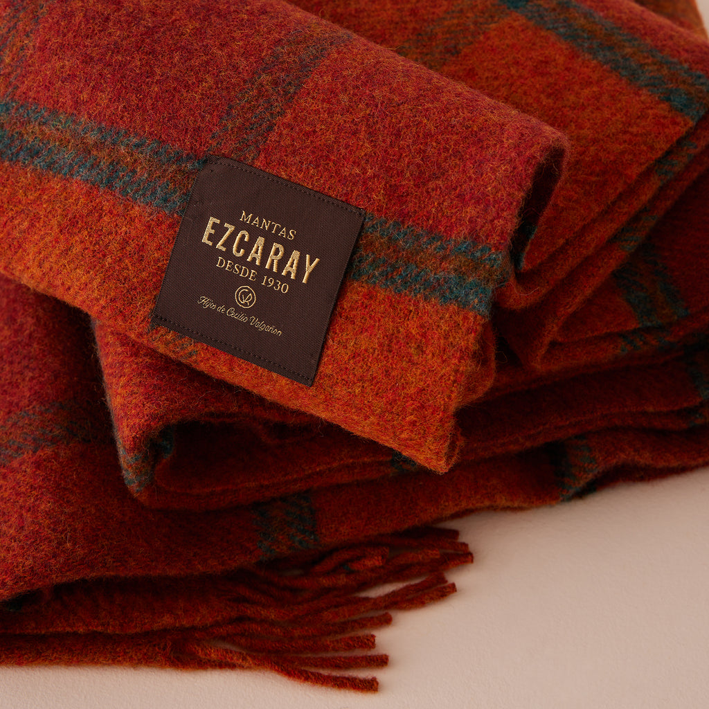 Goodee-Ezcaray-Shetland-Throw - Color - Wild Currant